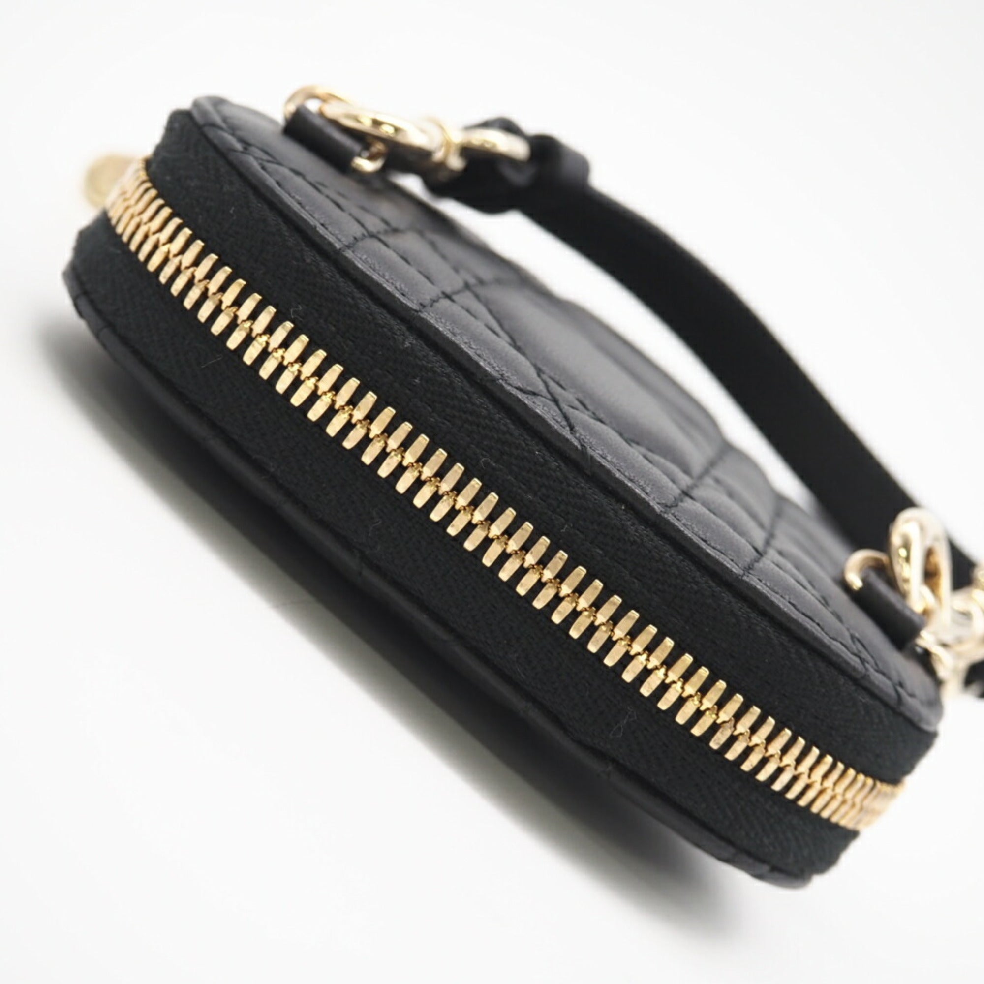 Christian Dior Black Leather Shoulder Bag (Pre-Owned)