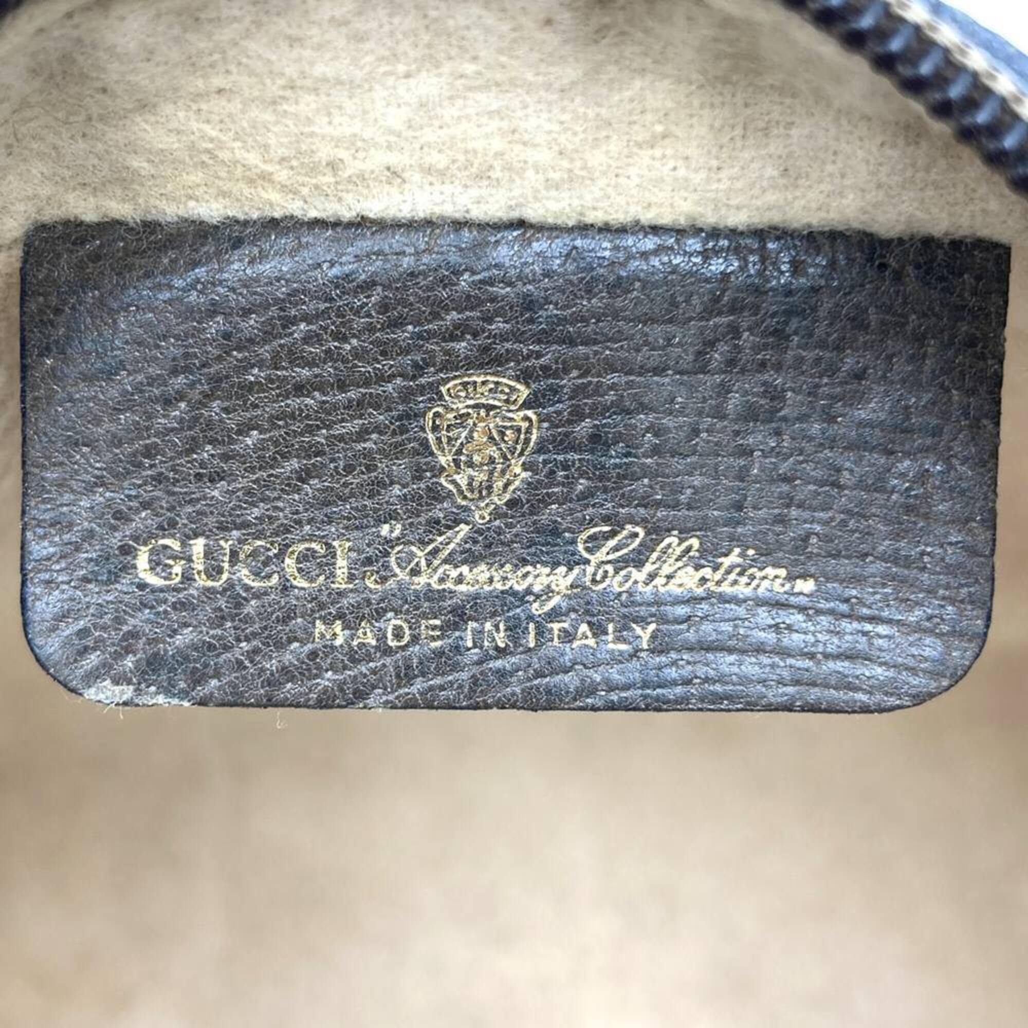Gucci Brown Gg Supreme Clutch Bag Pouch (Pre-Owned)