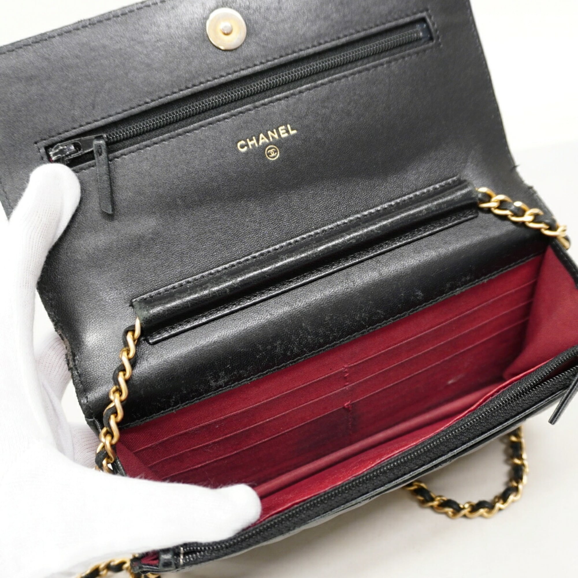 Chanel Black Leather Chain/Shoulder Wallet (Pre-Owned)
