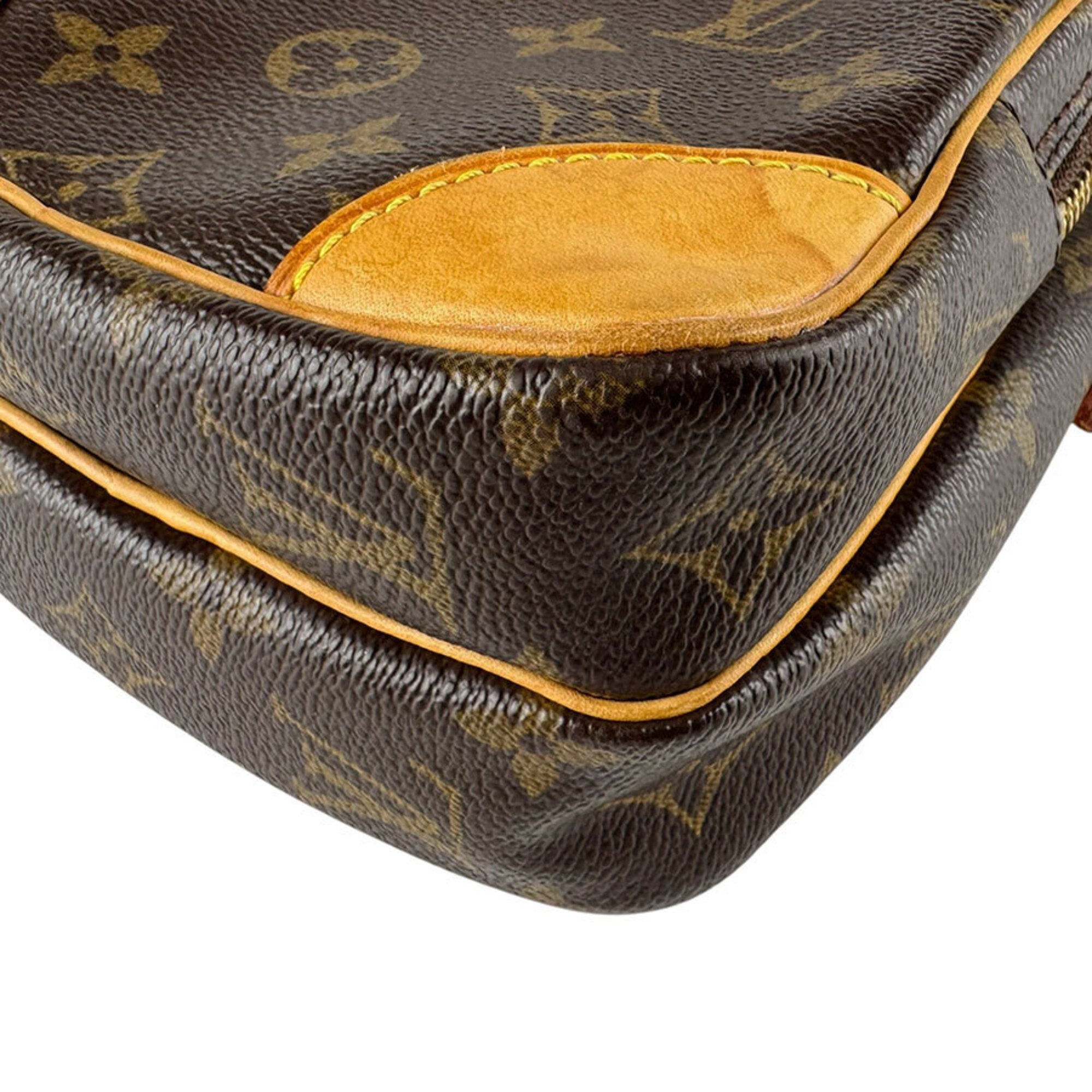 Louis Vuitton Brown Monogram Shoulder Bag (Pre-Owned)