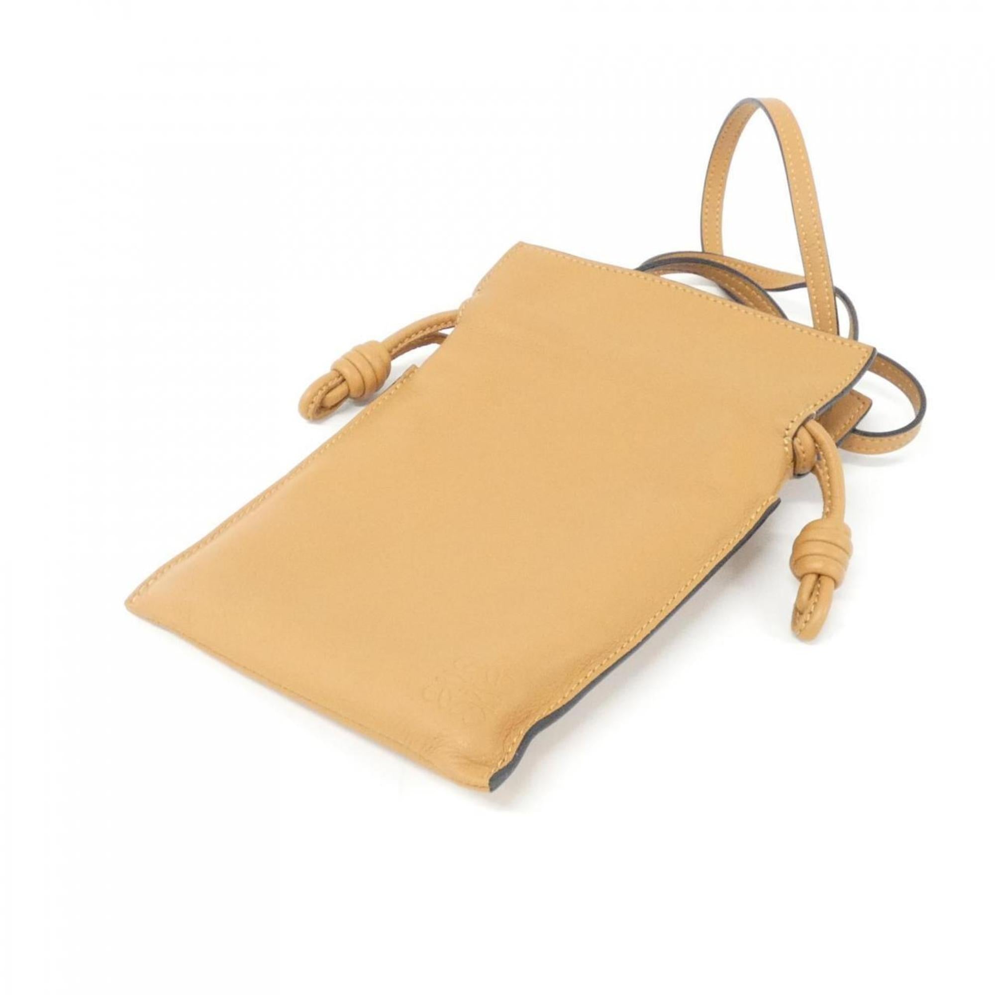 Loewe Beige Leather Shoulder Bag (Pre-Owned)