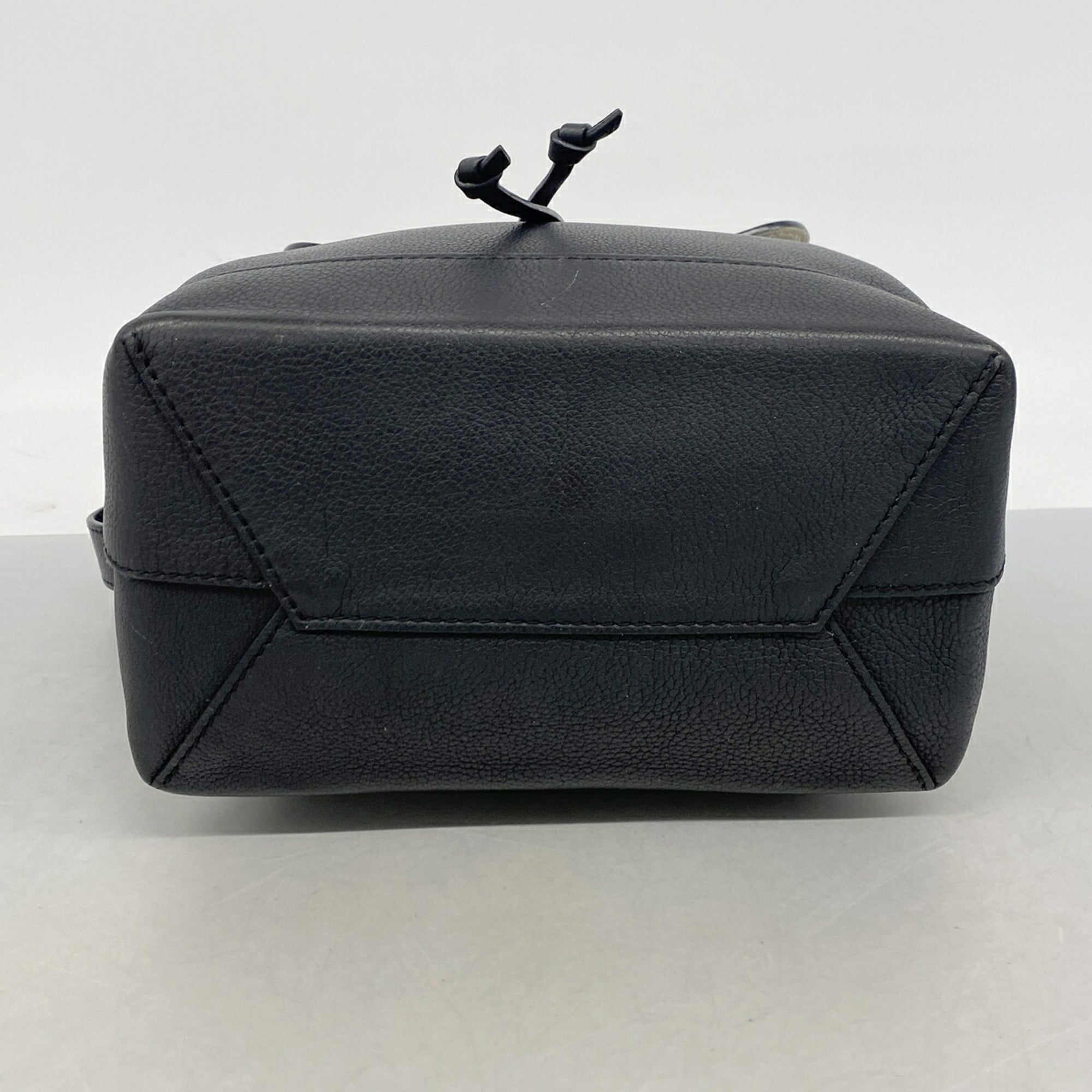 Louis Vuitton Black White Backpack (Pre-Owned)