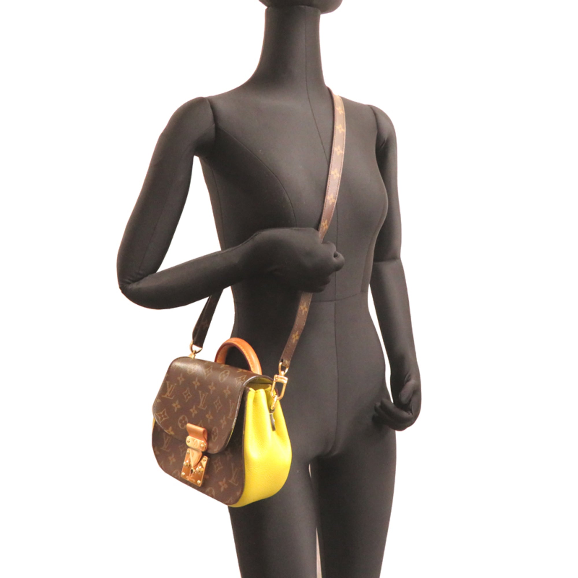 Louis Vuitton Pistache Monogram Leather Handbag (Pre-Owned)