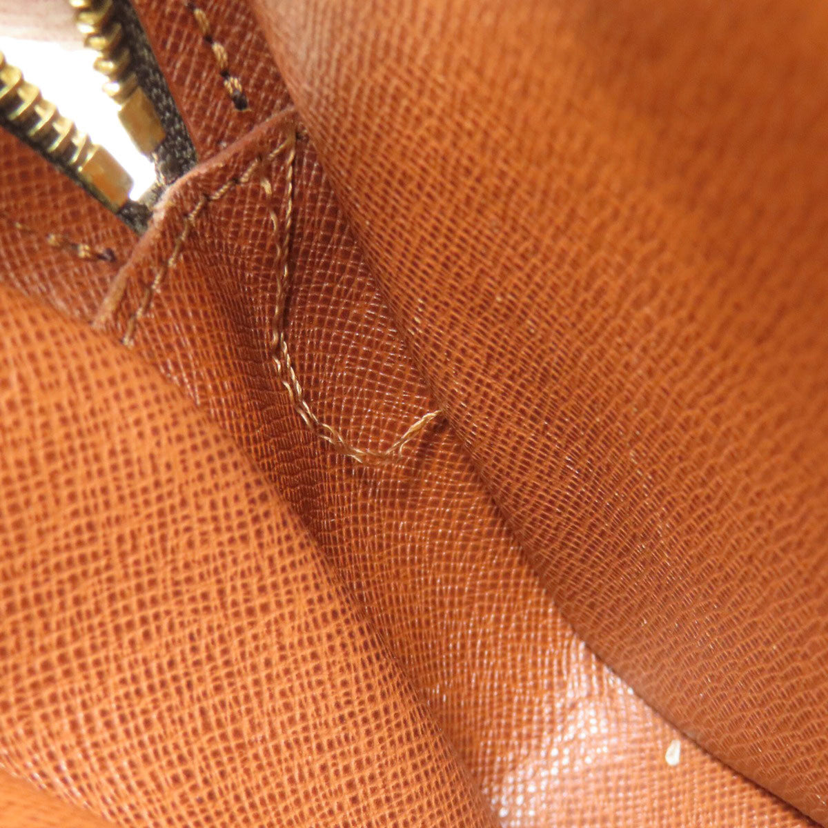 Louis Vuitton Brown Monogram Monogram Canvas Shoulder Bag (Pre-Owned)