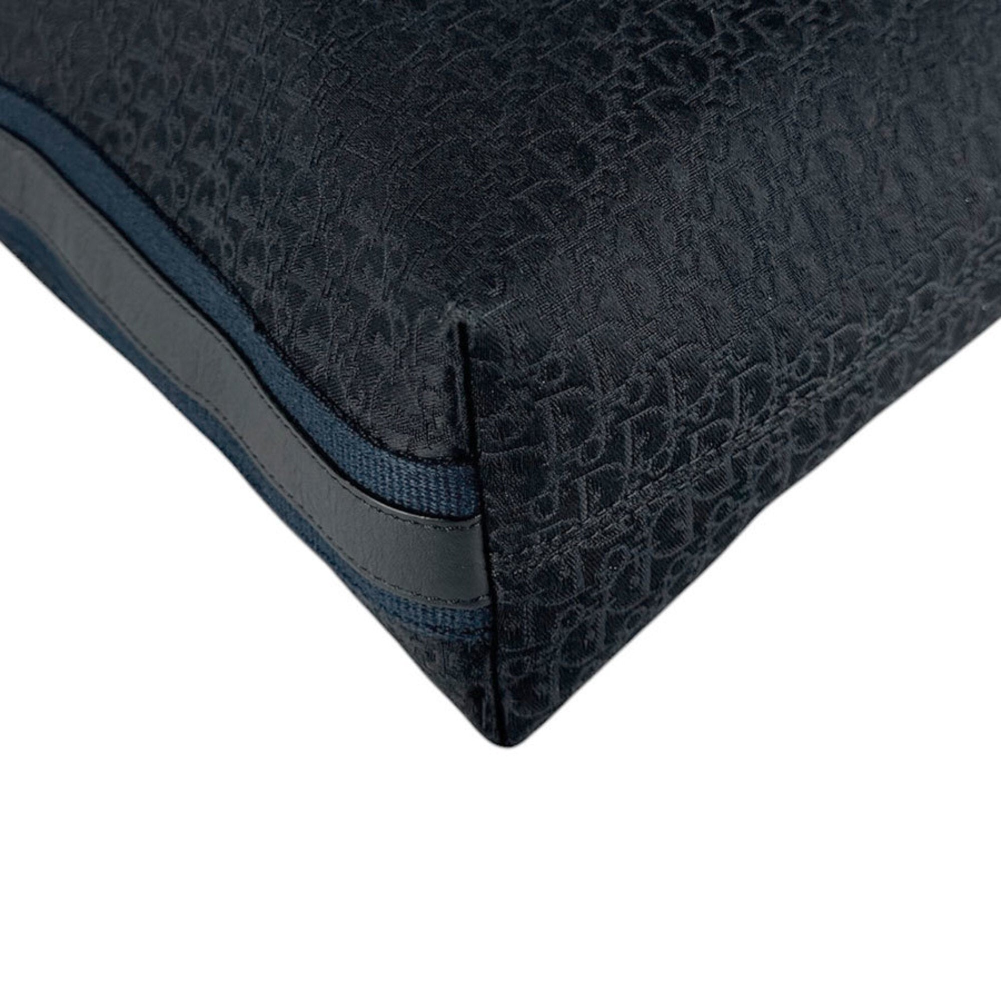 Christian Dior Black Nylon Canvas Shoulder Bag (Pre-Owned)