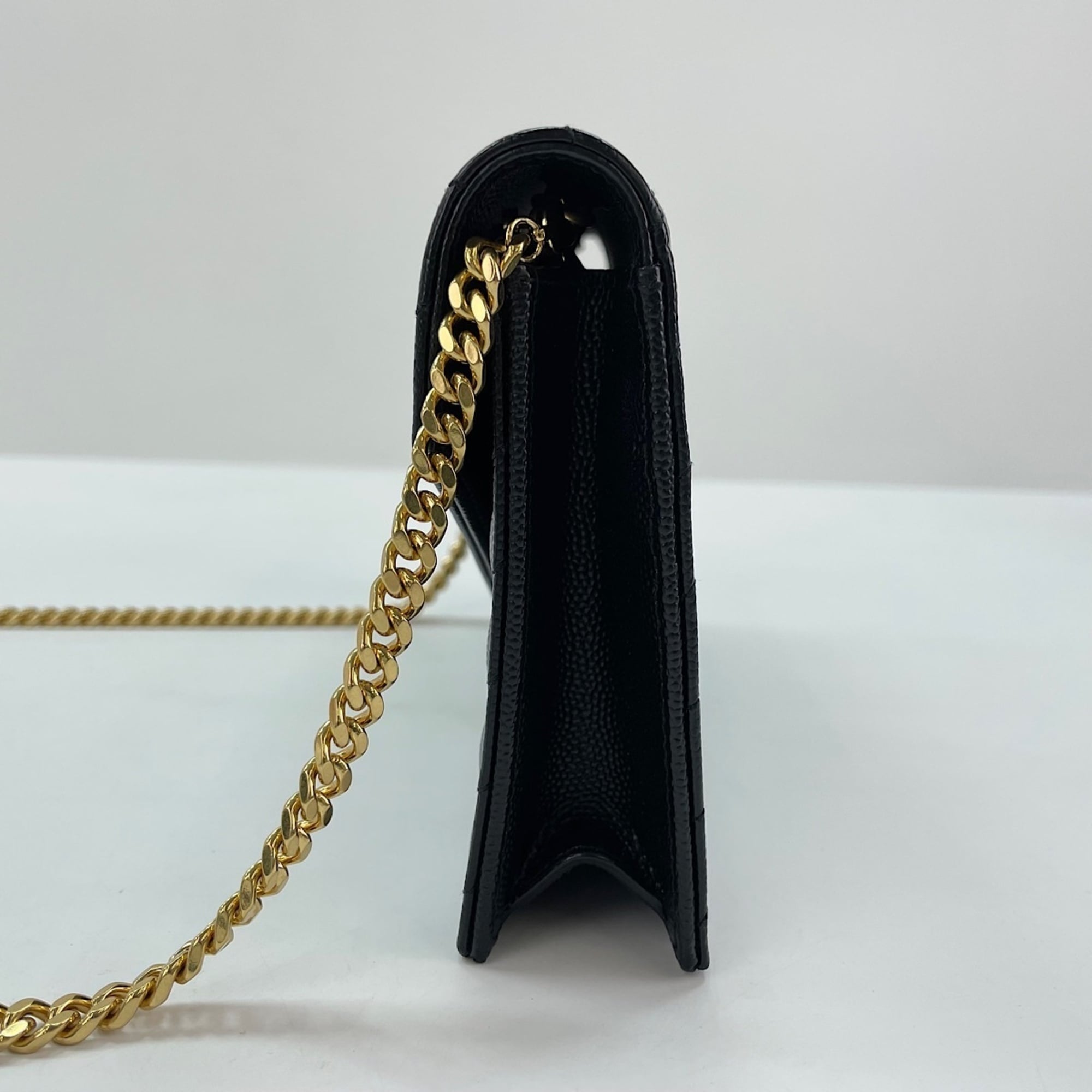 Yves Saint Laurent Black Shoulder Bag (Pre-Owned)