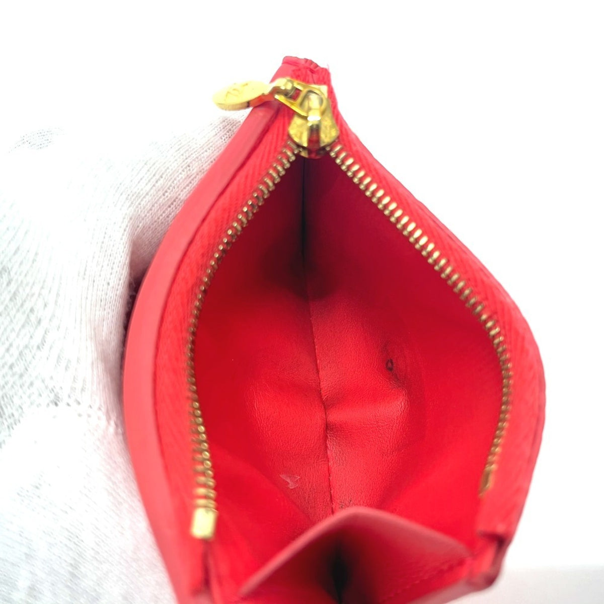 Louis Vuitton Red Color Leather Wallet (Tri-Fold) (Pre-Owned)