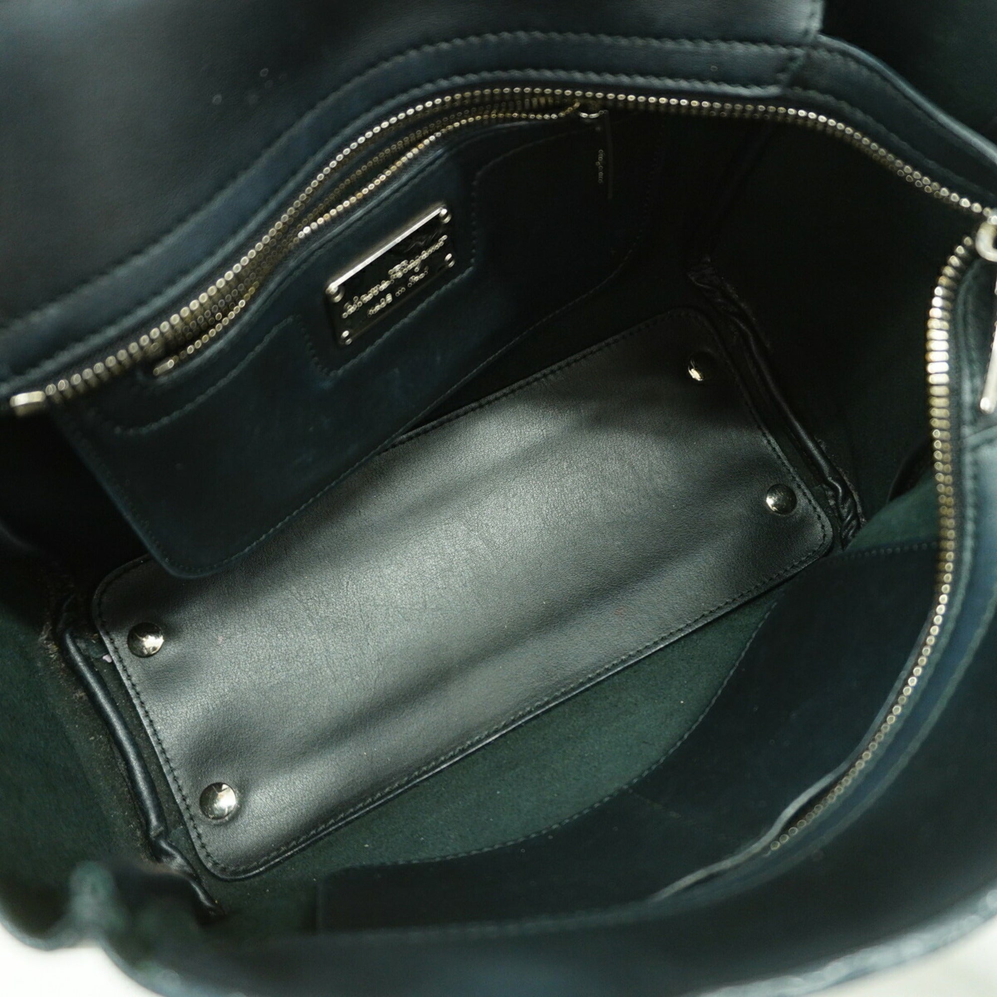 Salvatore Ferragamo Black Leather Handbag (Pre-Owned)