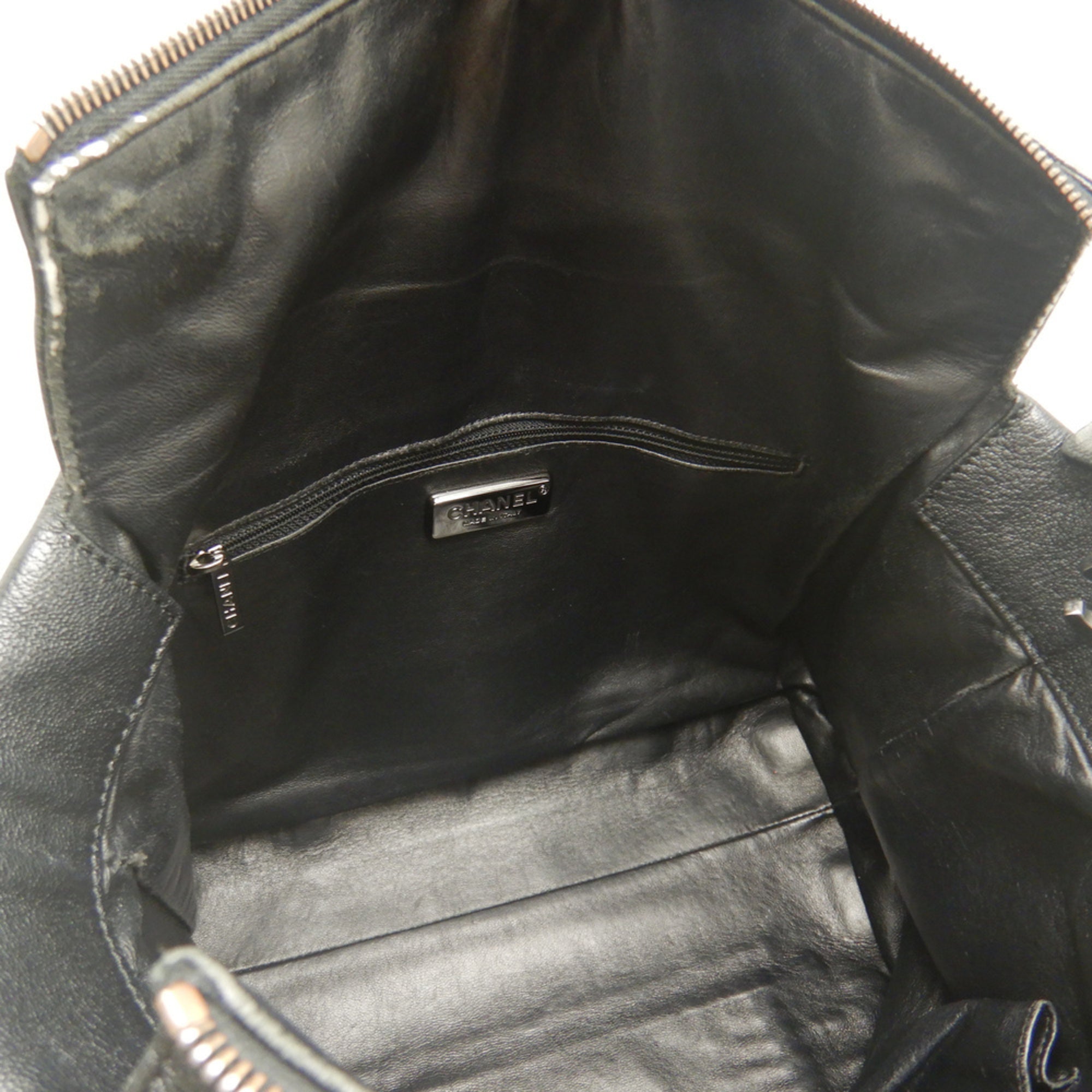 Chanel Black Leather Tote Bag (Pre-Owned)