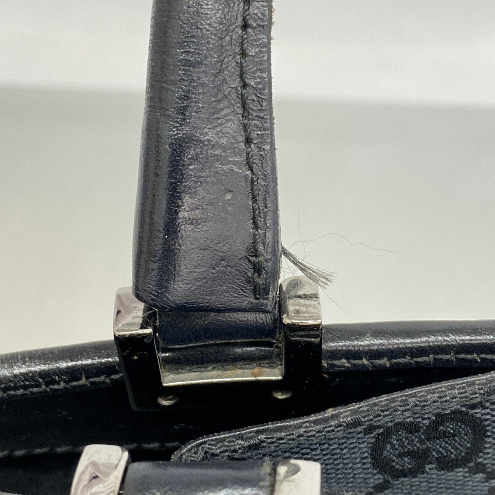 Gucci Black Canvas Handbag (Pre-Owned)