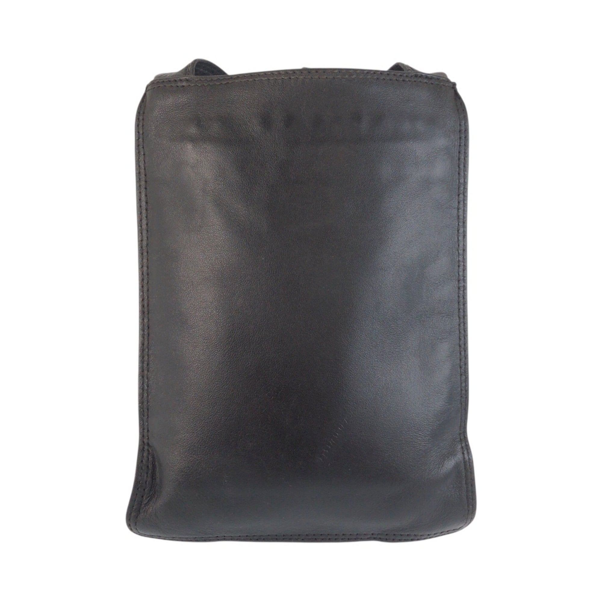 Chanel Black Leather Pochette Shoulder Bag (Pre-Owned)