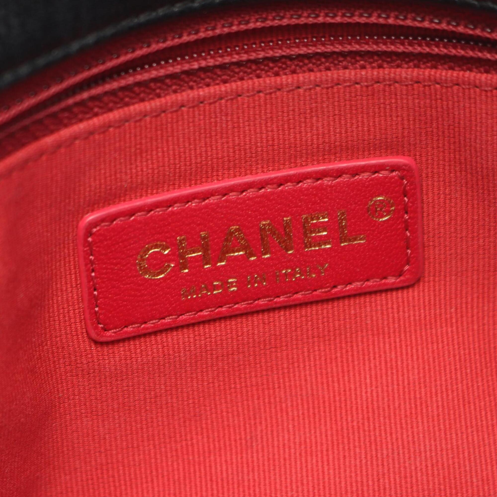 Chanel Black Leather Handbag Shoulder Bag (Pre-Owned)