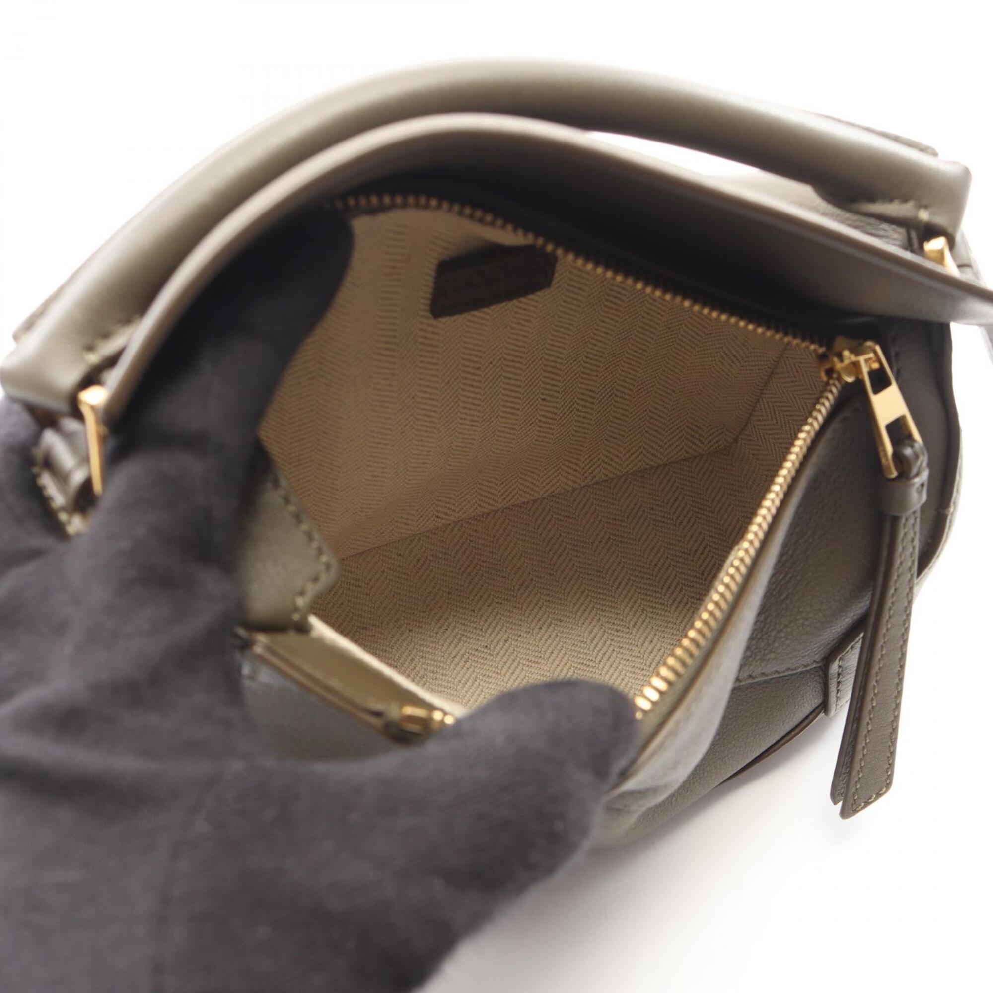Loewe Khaki Leather Handbag (Pre-Owned)