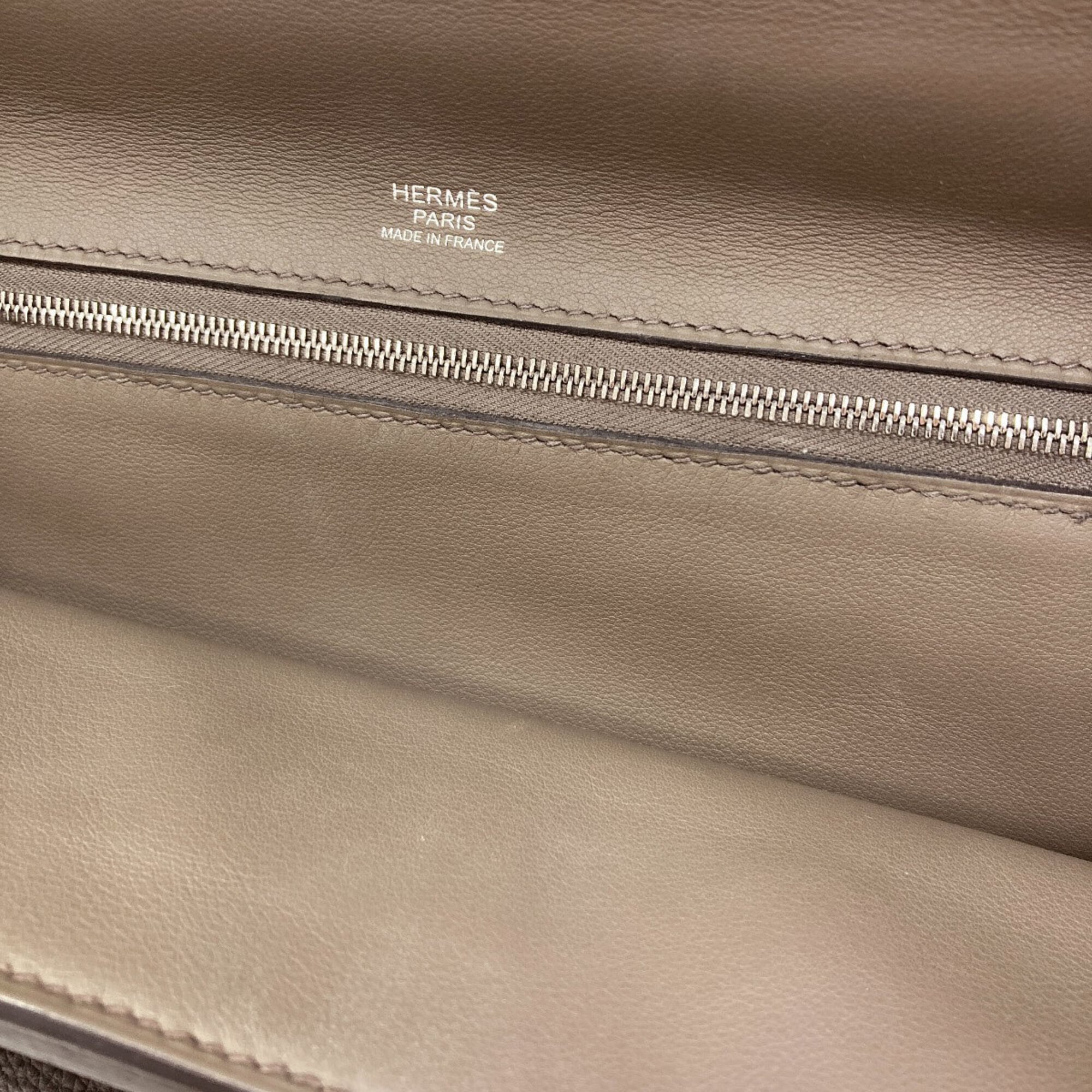 Hermes Etain Togo Leather Handbag (Pre-Owned)