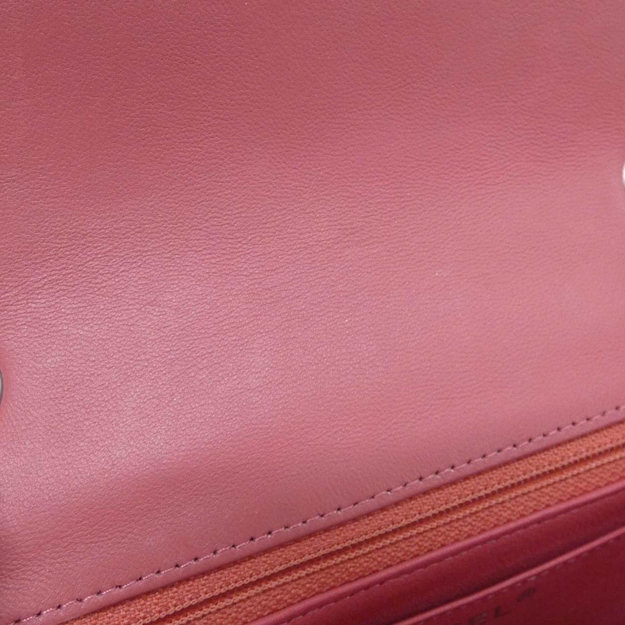 Chanel Pink Leather Shoulder Bag (Pre-Owned)