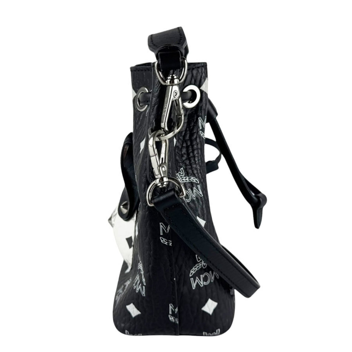 Mcm Black White Leather Handbag (Pre-Owned)