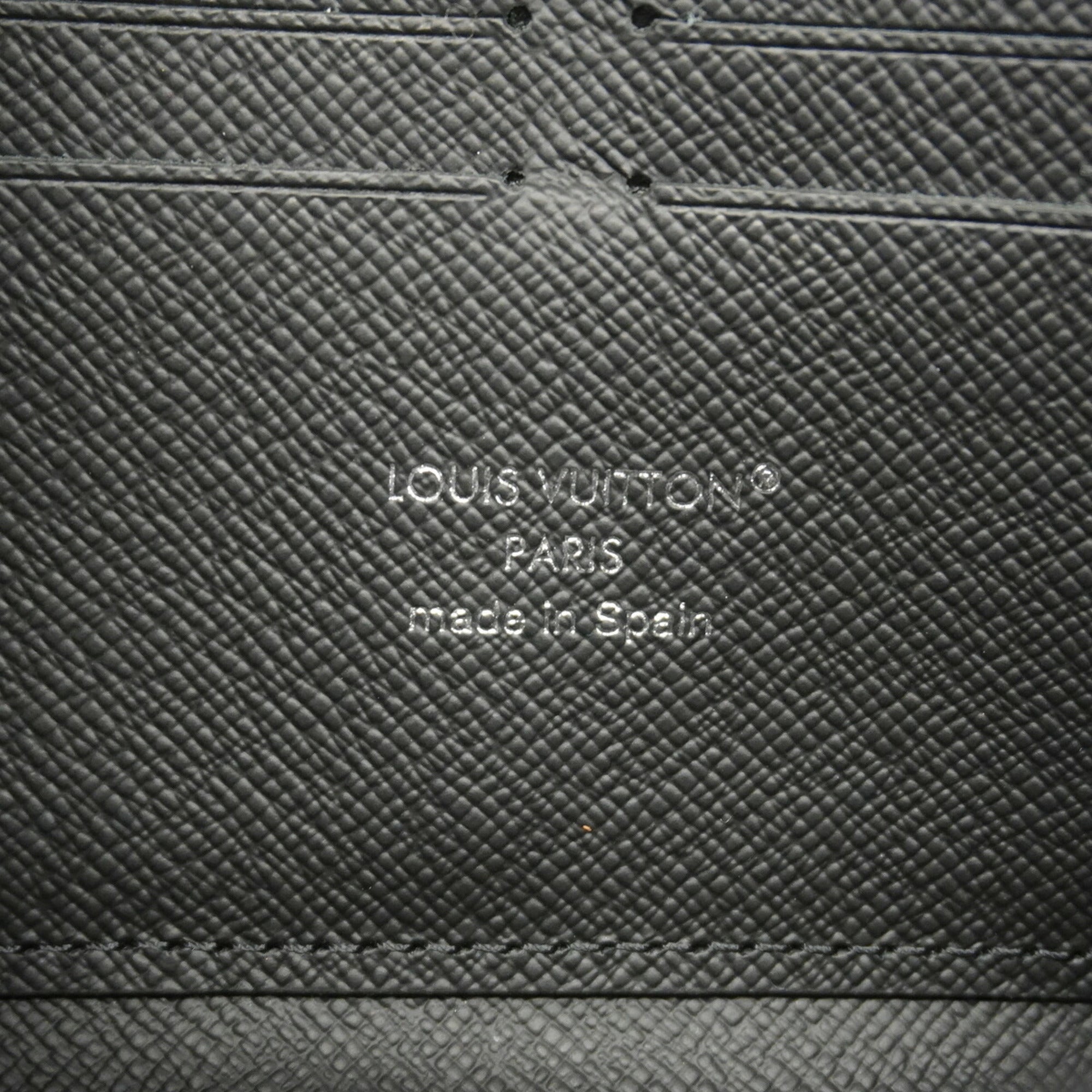 Louis Vuitton Black Long Wallet (Bi-Fold) (Pre-Owned)