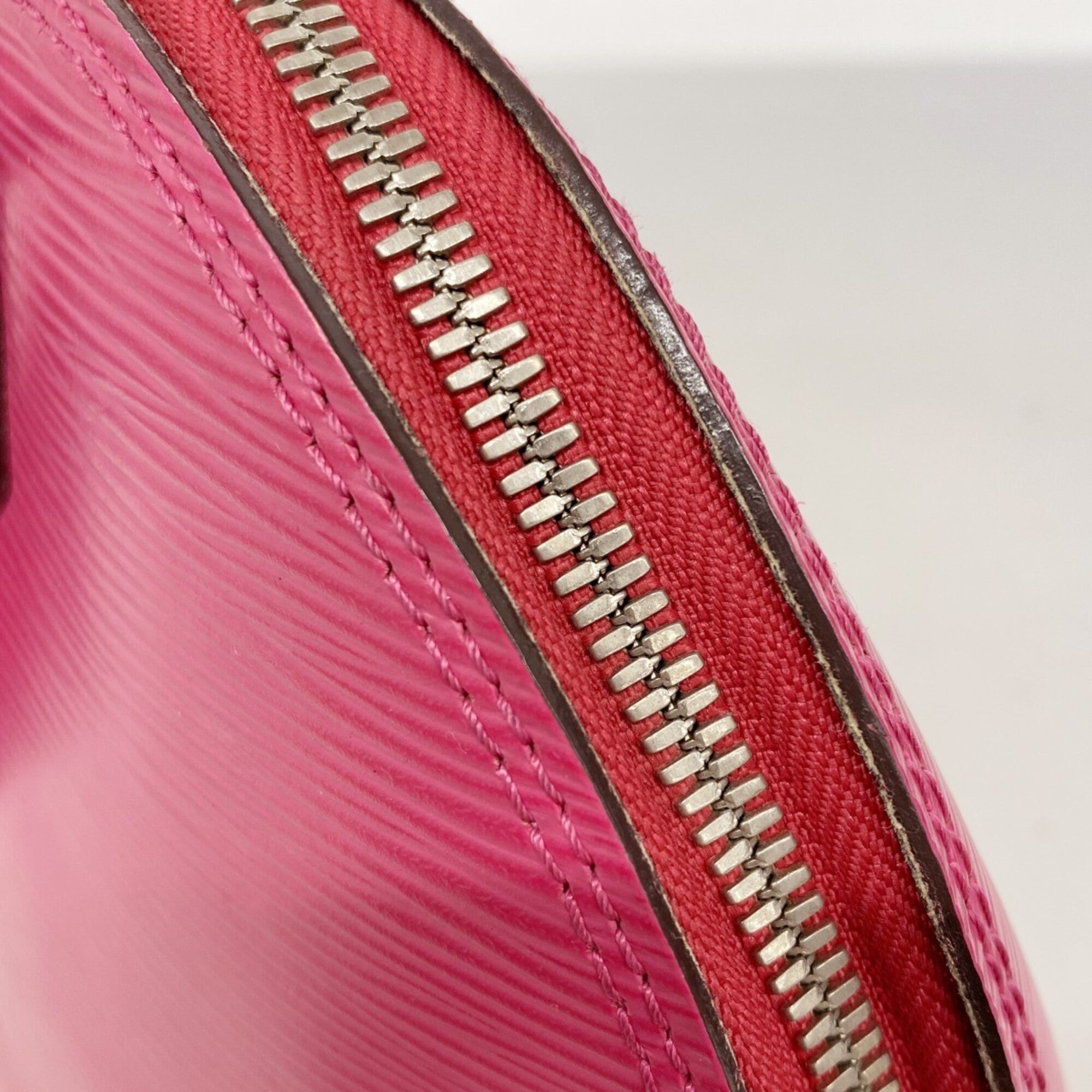 Louis Vuitton Pivoine Handbag (Pre-Owned)