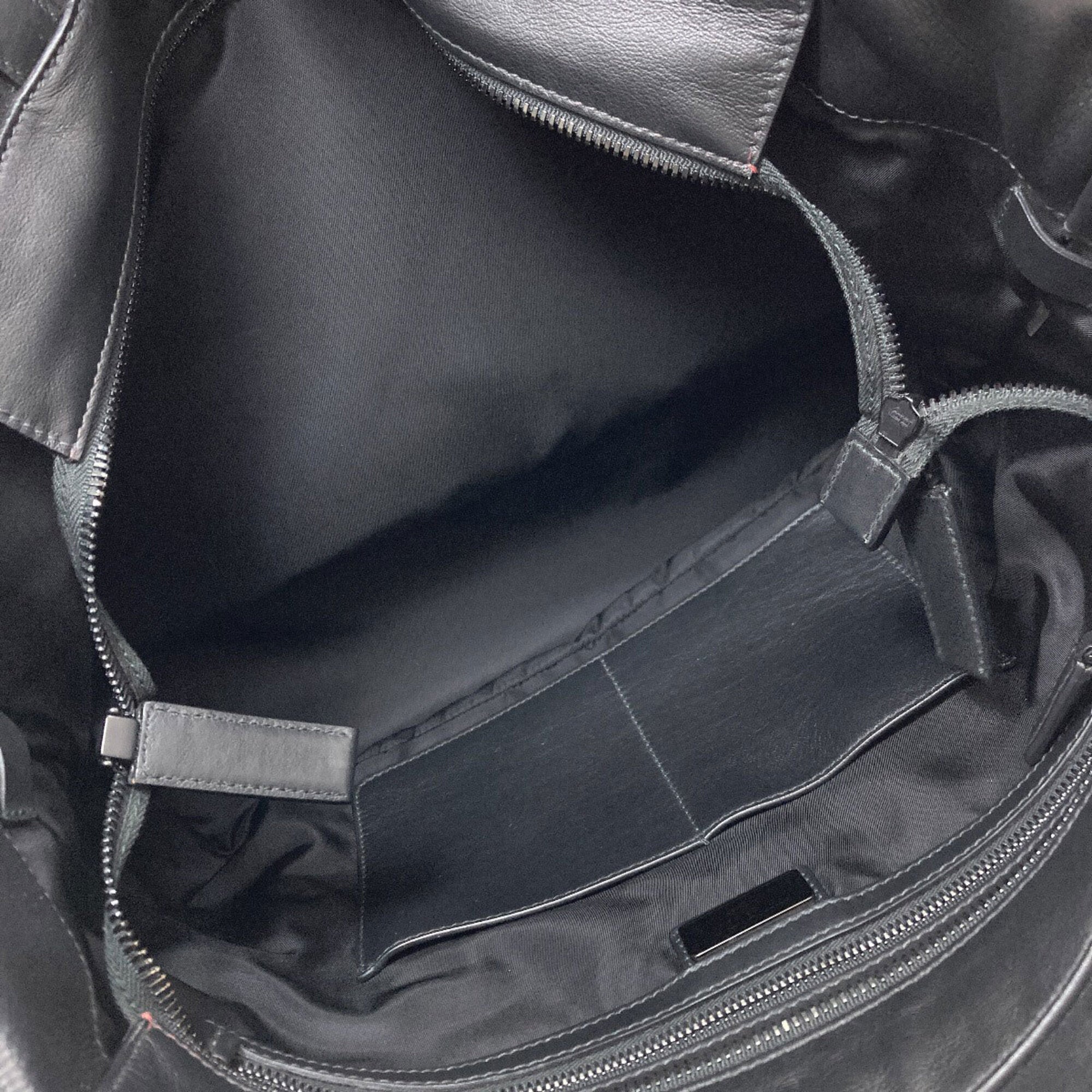 Prada Black Leather Tote Bag (Pre-Owned)