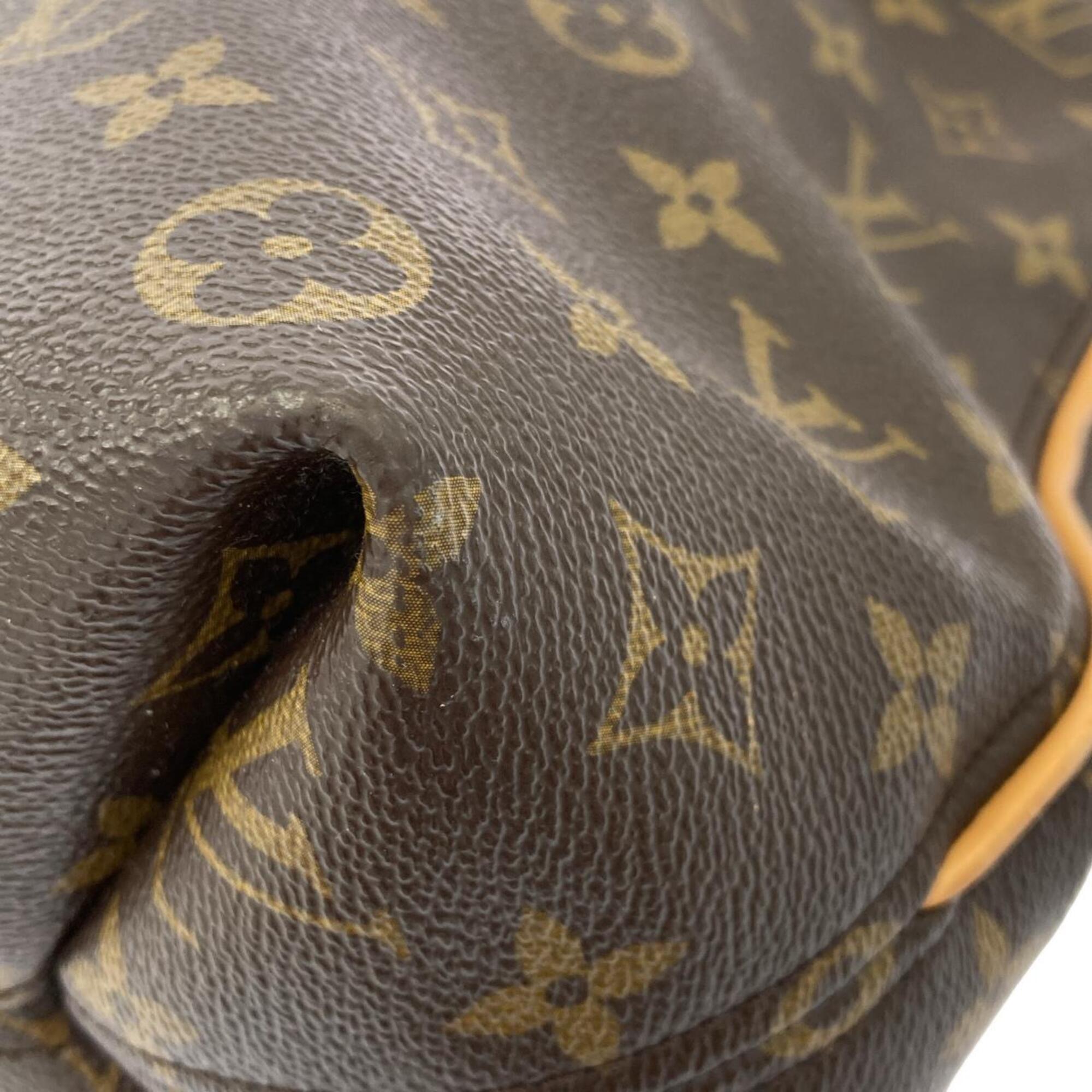 Louis Vuitton Marron Coated Canvas Shoulder Bag (Pre-Owned)