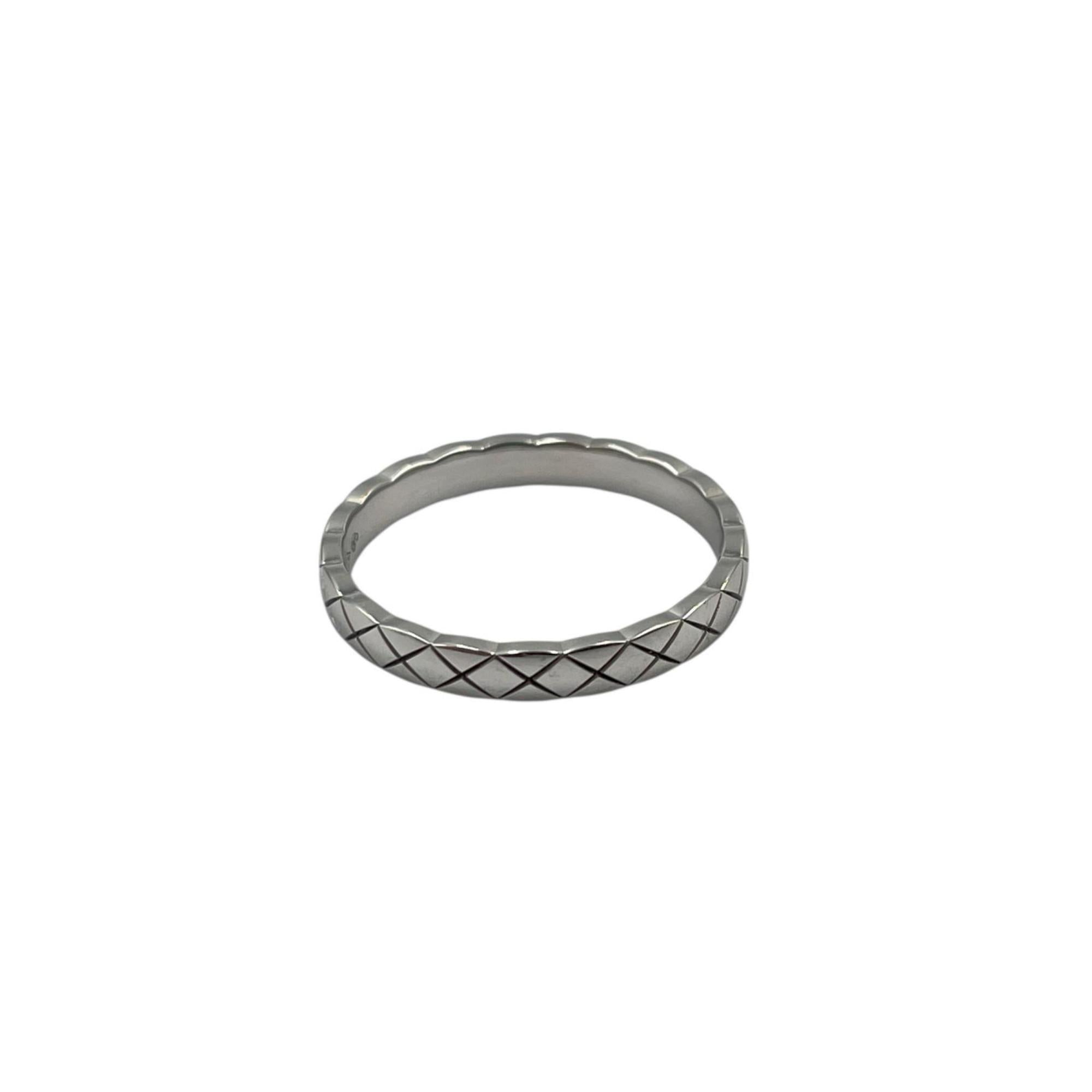 Chanel White White Gold (18K) Band Ring (Pre-Owned)
