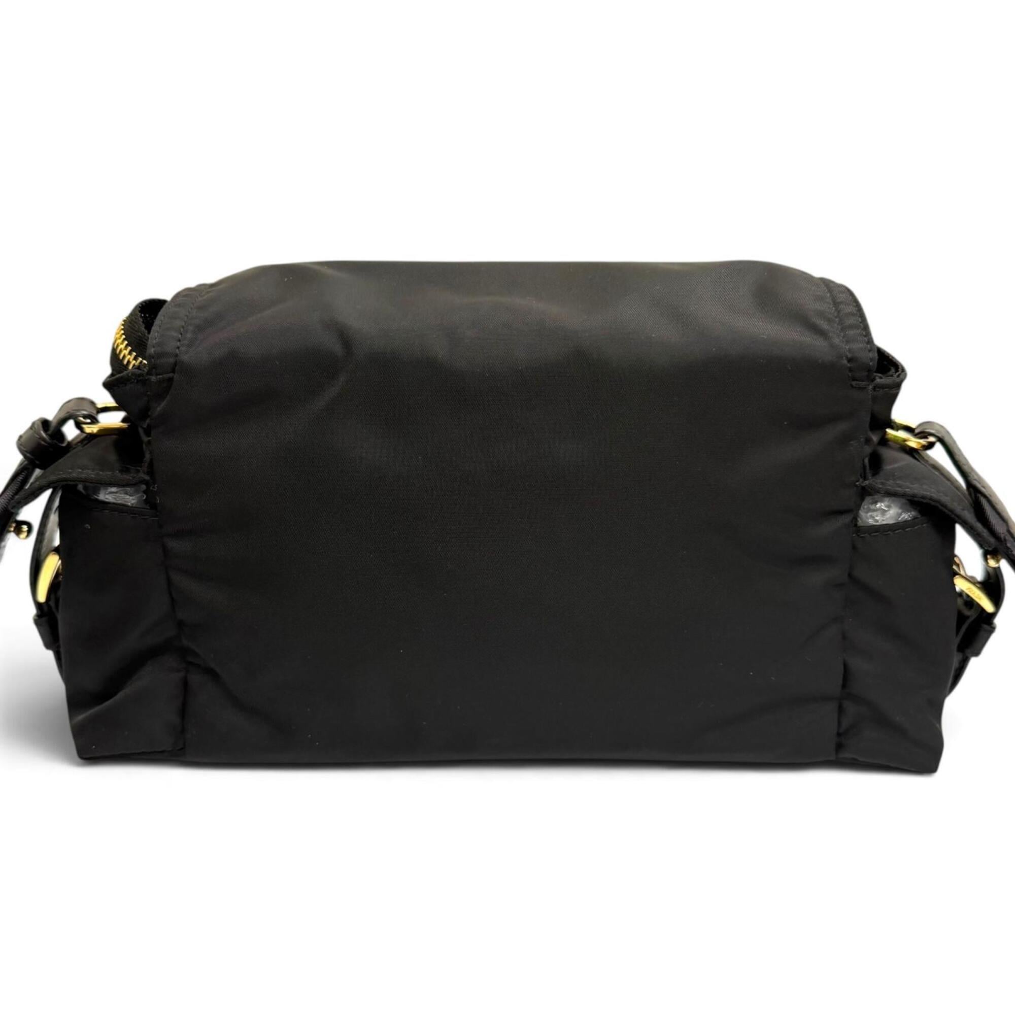 Prada Black Gold Polyamide Leather Shoulder Bag (Pre-Owned)