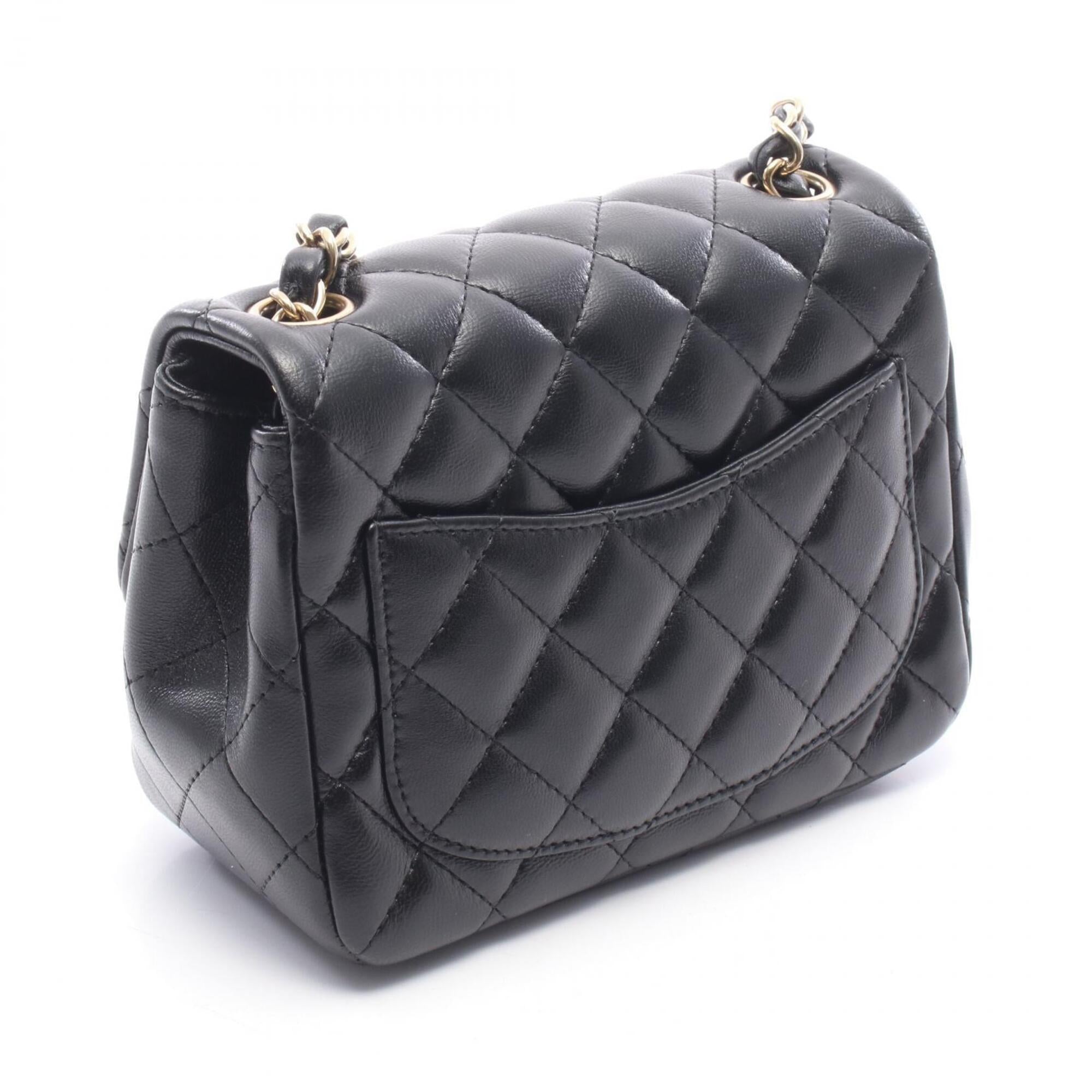 Chanel Black Leather Handbag Shoulder Bag (Pre-Owned)