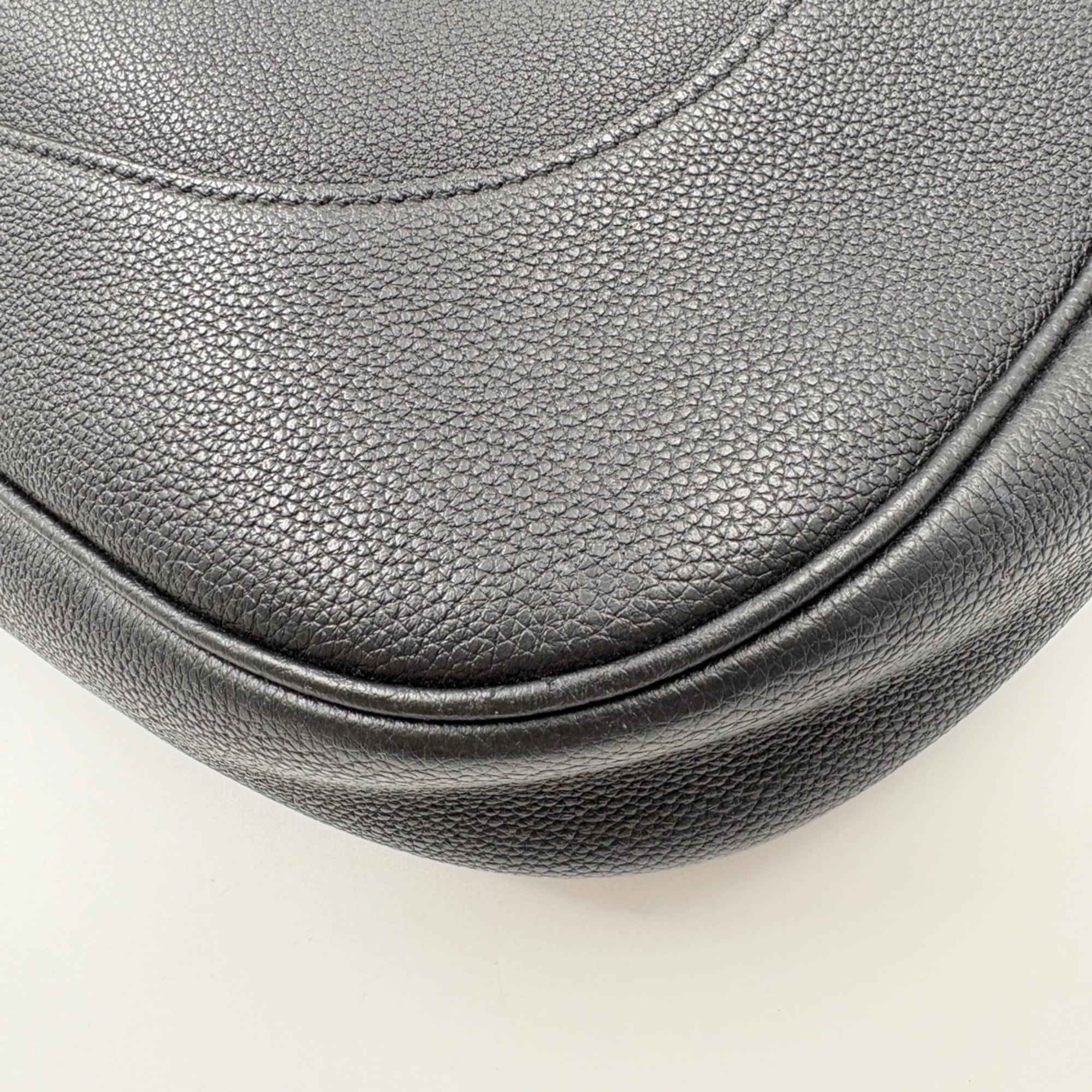 Gucci Jackie Black Shoulder Bag (Pre-Owned)