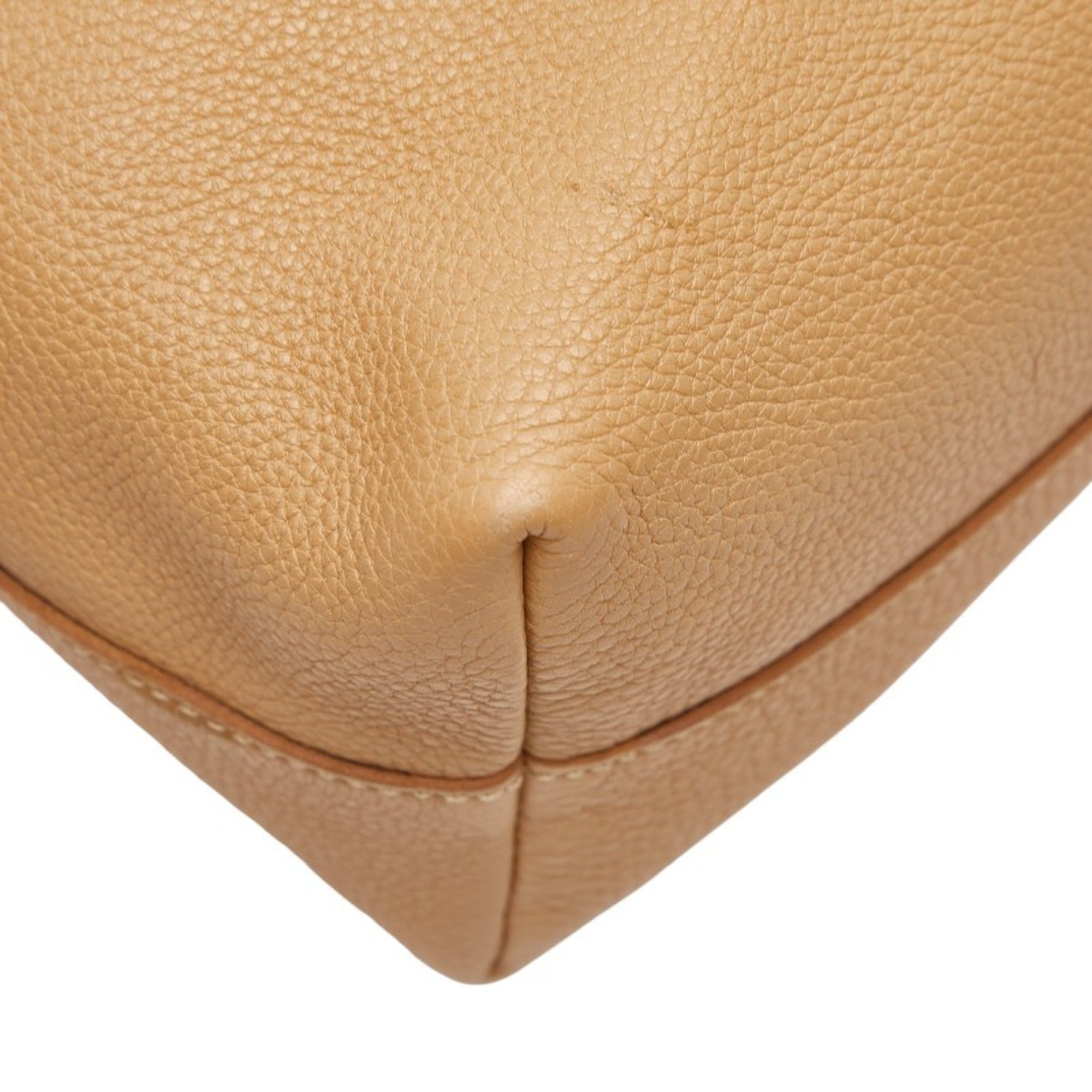 Prada Beige Leather Handbag (Pre-Owned)