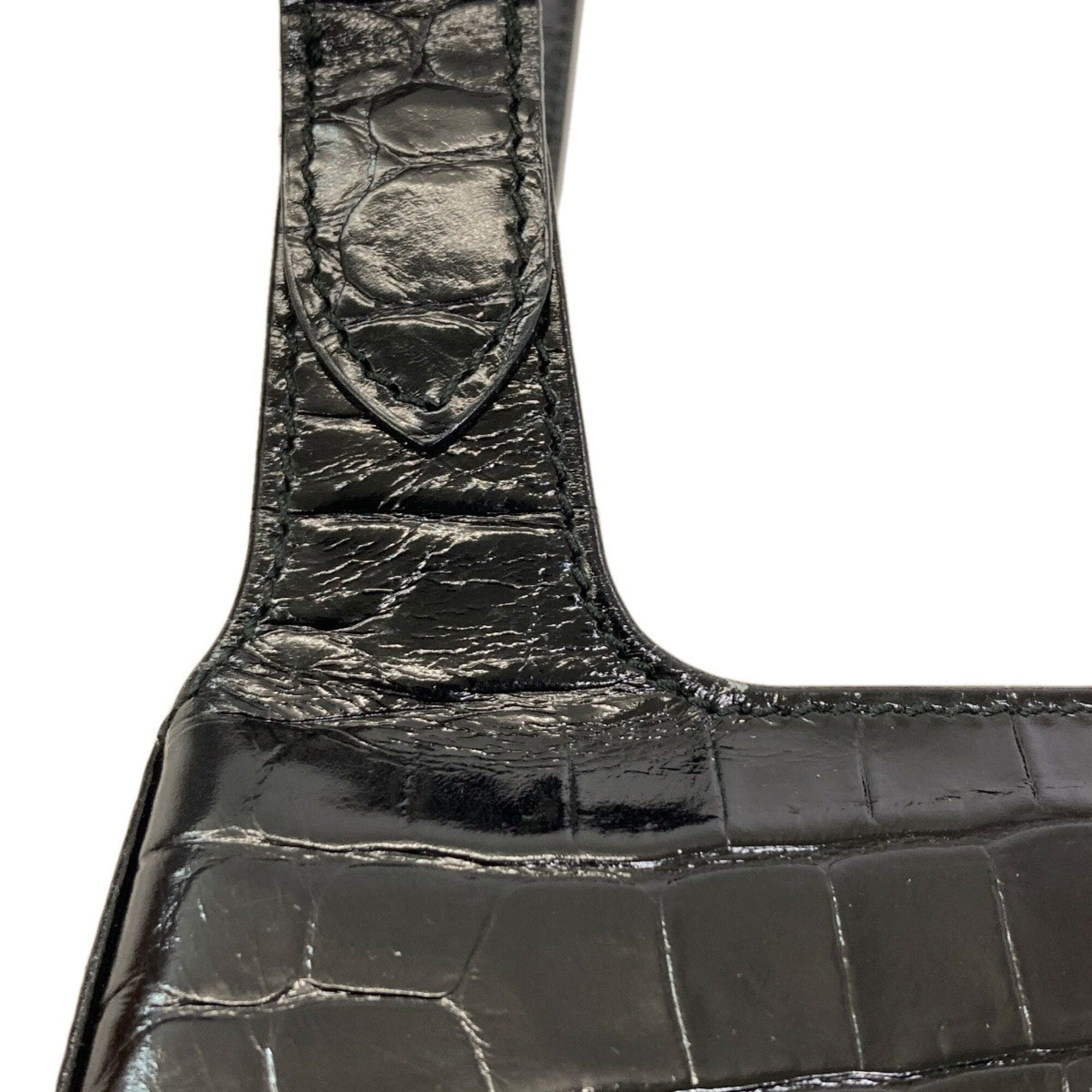 Salvatore Ferragamo Black Leather Handbag (Pre-Owned)