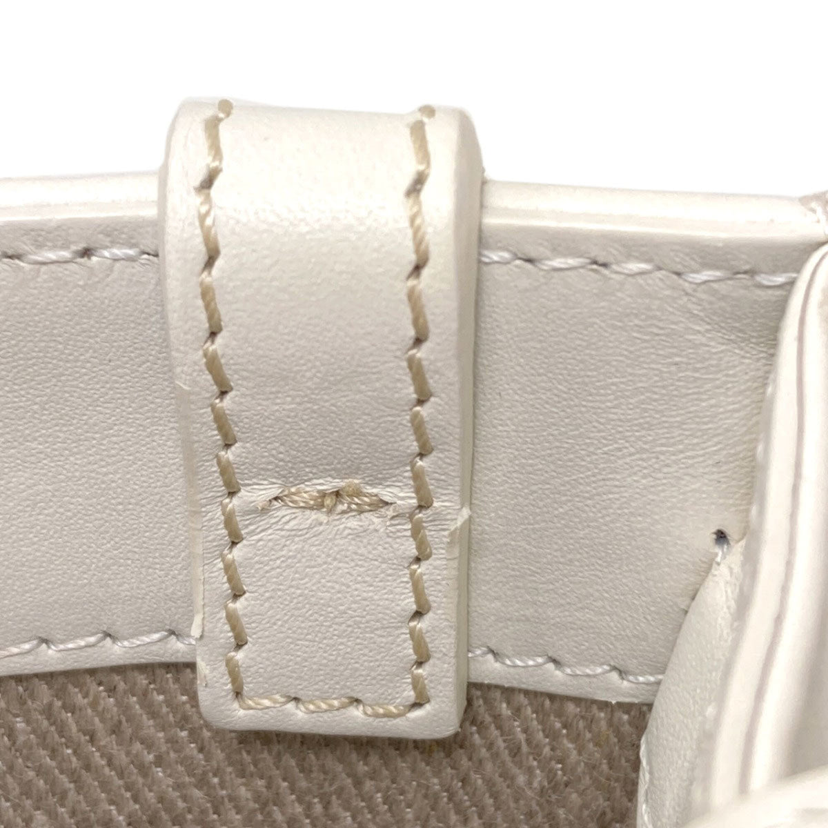 Chloé White Leather Handbag (Pre-Owned)