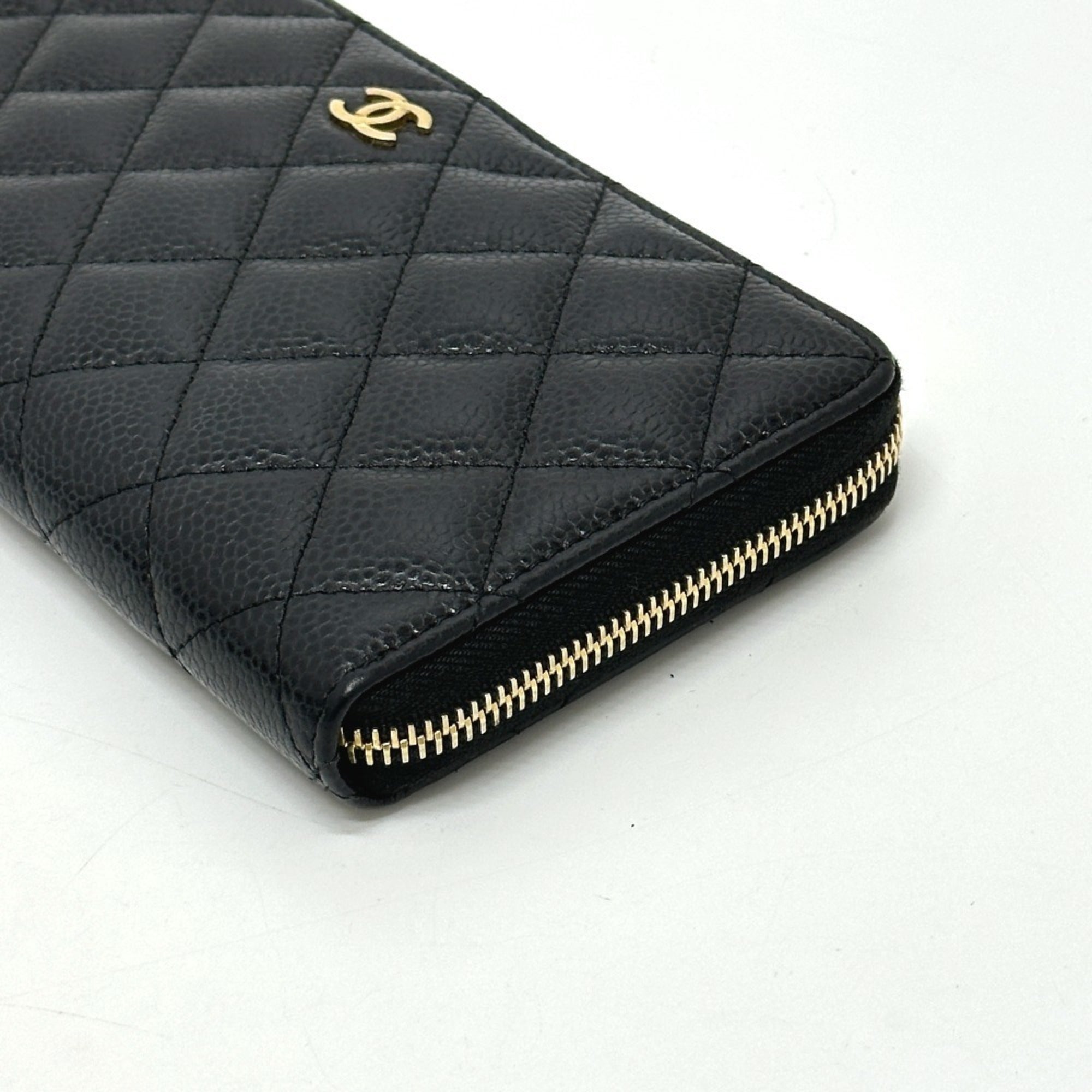 Chanel Black Grained Calfskin Long Wallet (Bi-Fold) (Pre-Owned)
