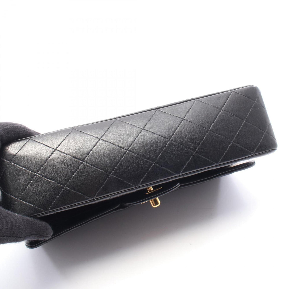Chanel Black Leather Handbag Shoulder Bag (Pre-Owned)