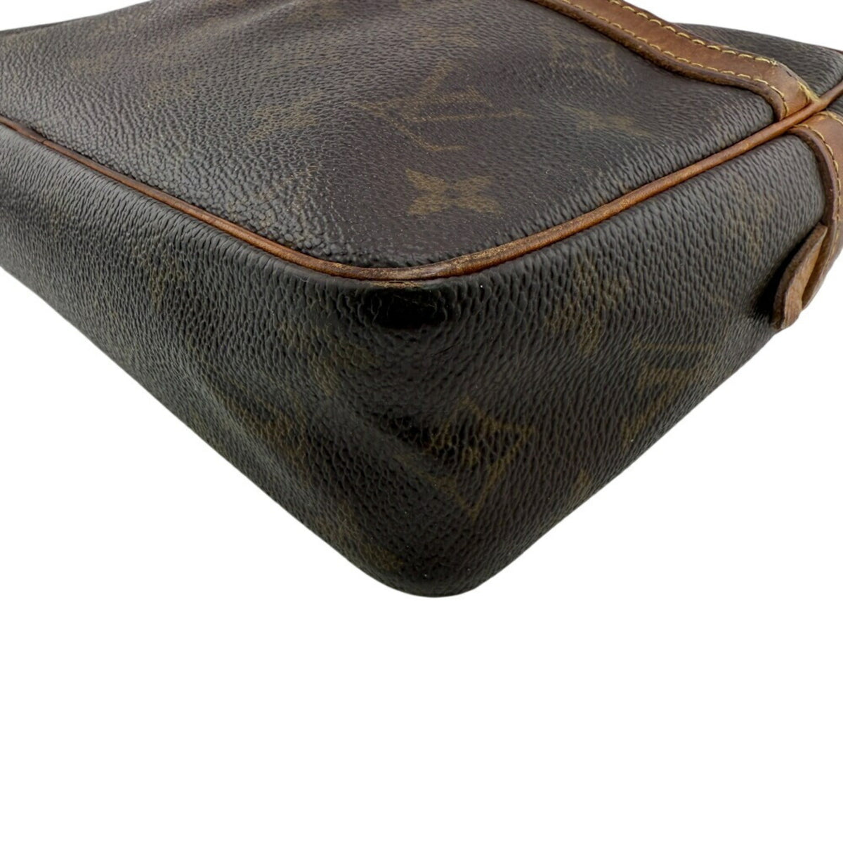 Louis Vuitton Brown Leather Clutch Bag (Pre-Owned)