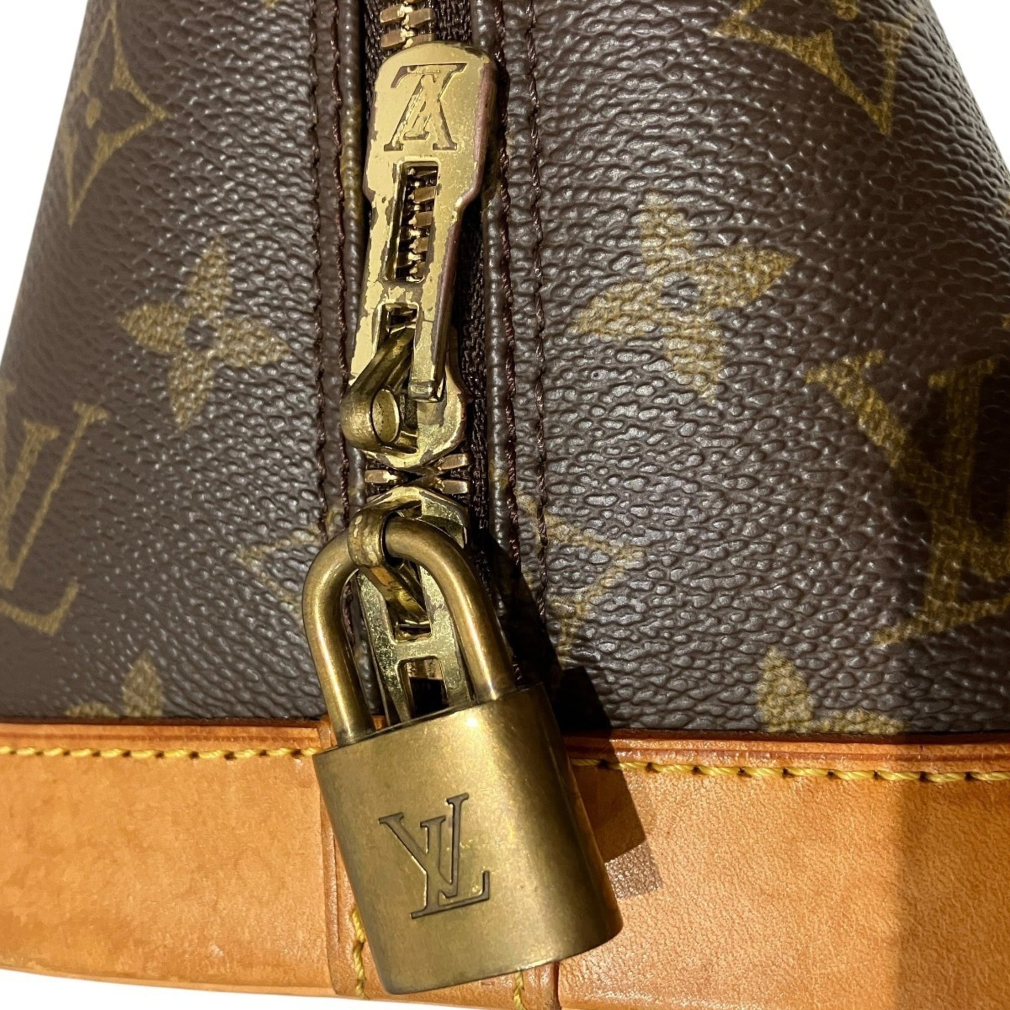 Louis Vuitton Brown Galle Monogram Handbag (Pre-Owned)
