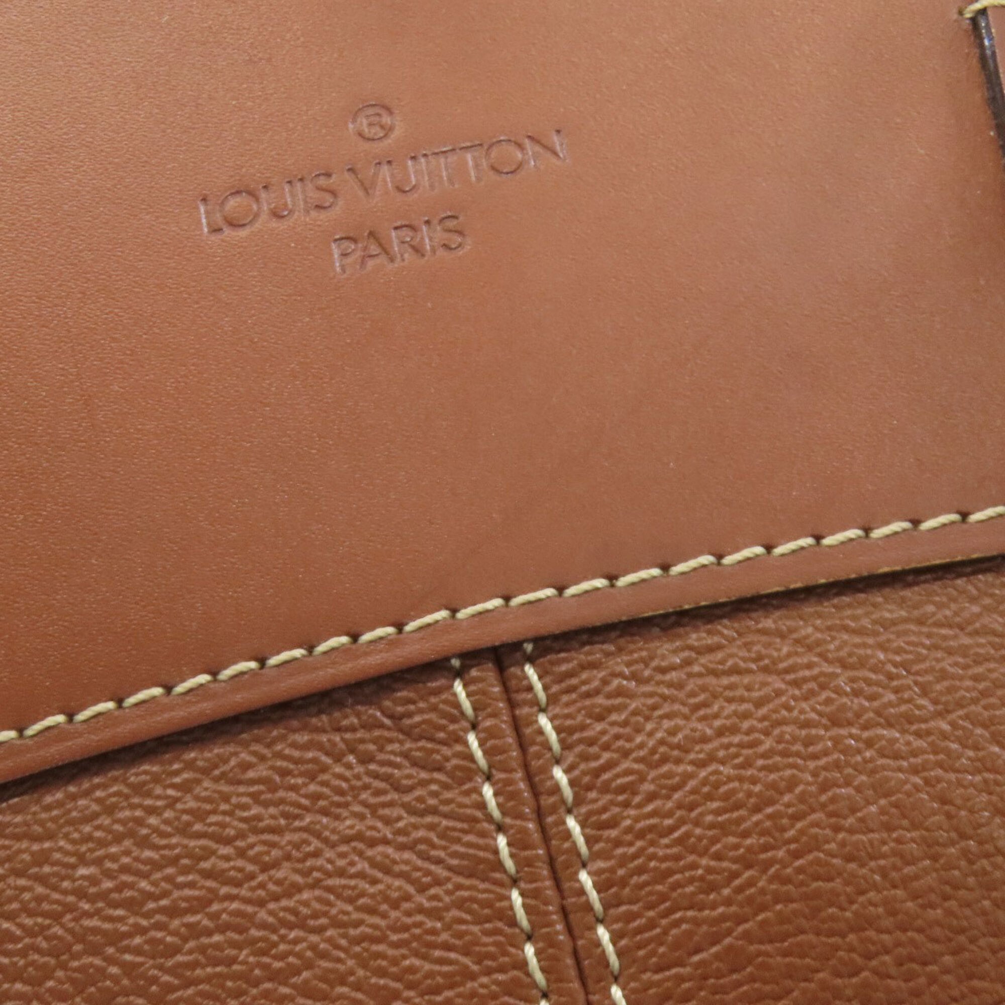Louis Vuitton Suhali Leather Handbag (Pre-Owned)