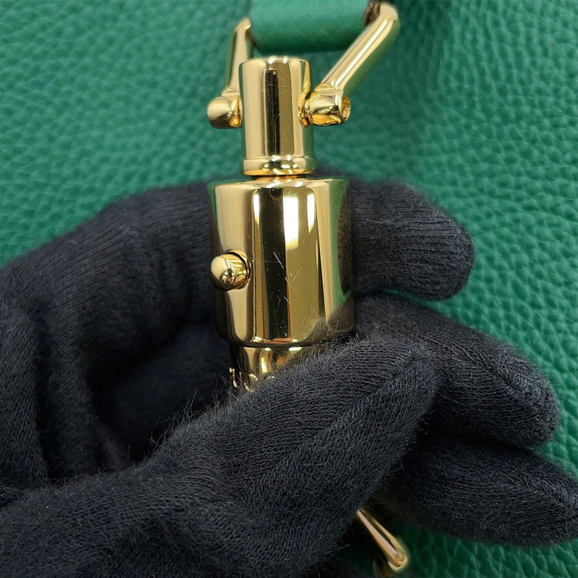 Gucci Green Leather Handbag Shoulder Bag (Pre-Owned)