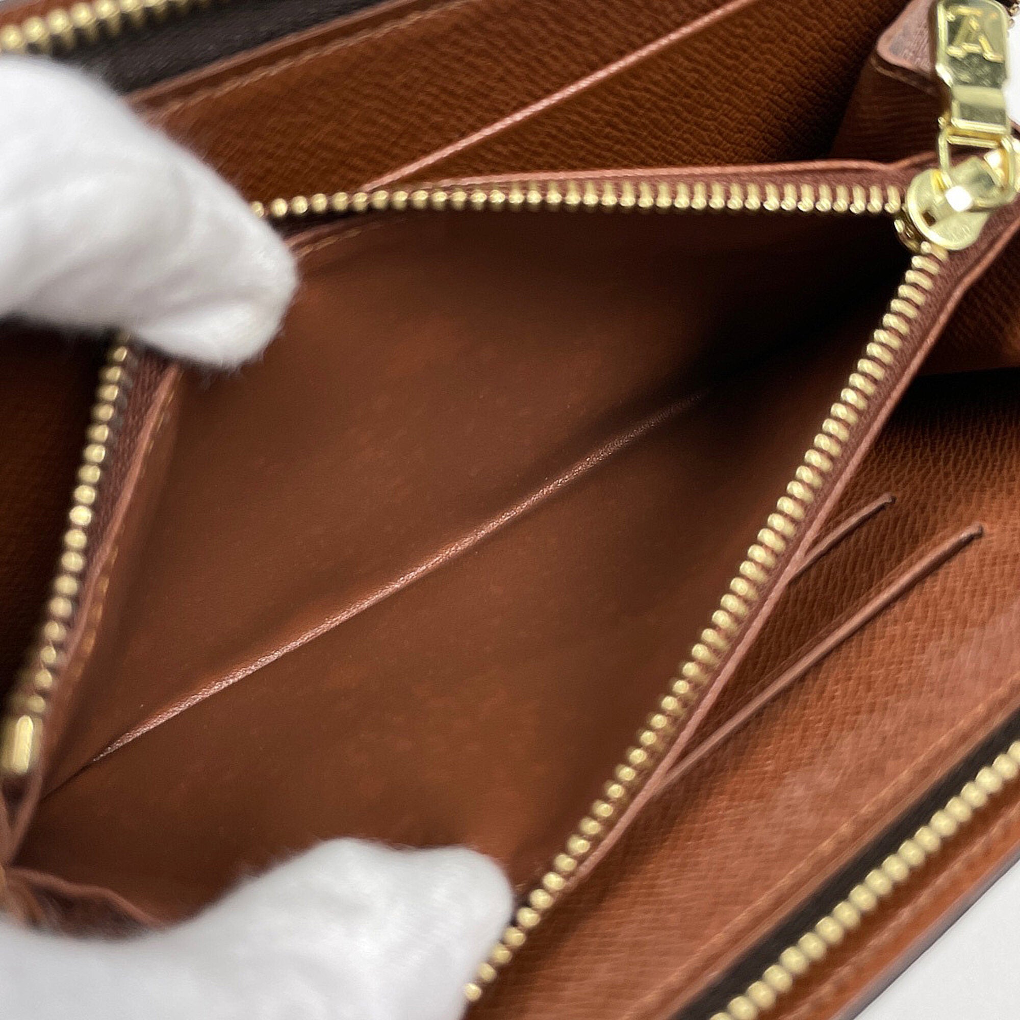 Louis Vuitton Brown Monogram Monogram Long Wallet (Bi-Fold) (Pre-Owned)