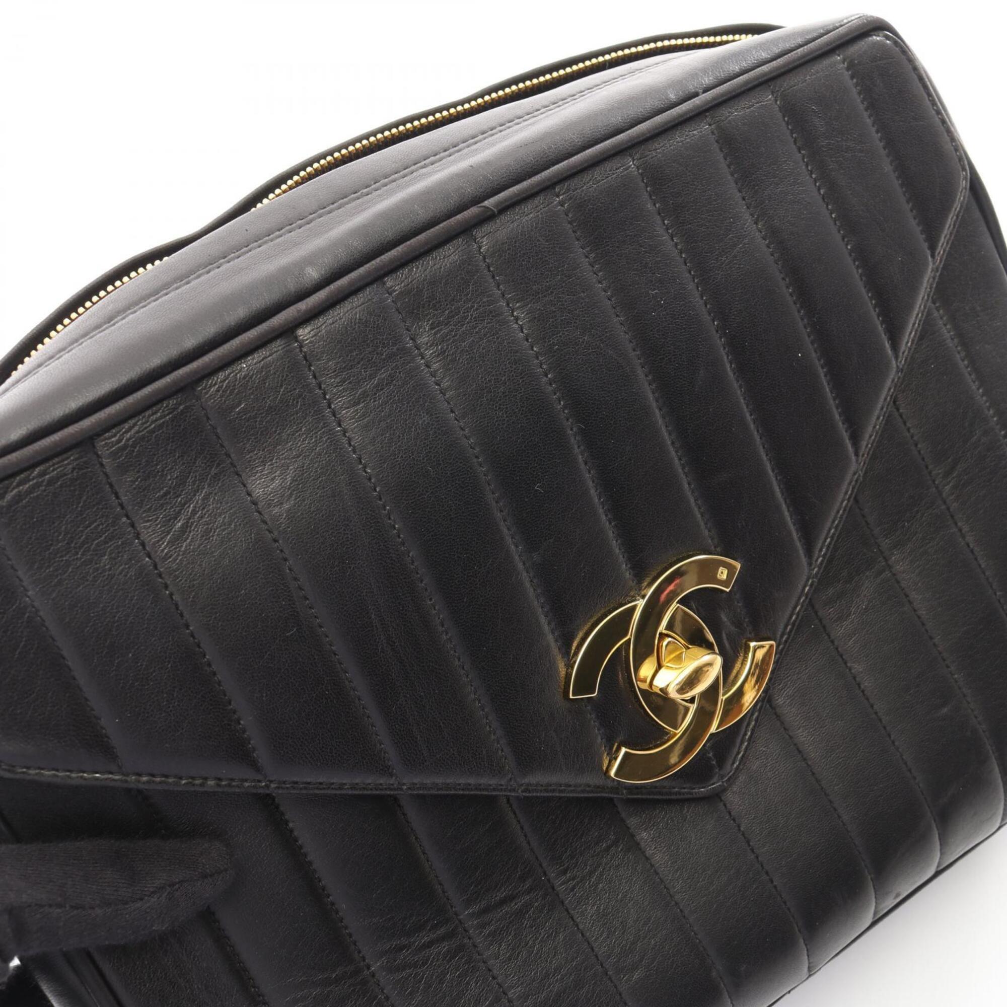 Chanel Black Leather Handbag Shoulder Bag (Pre-Owned)