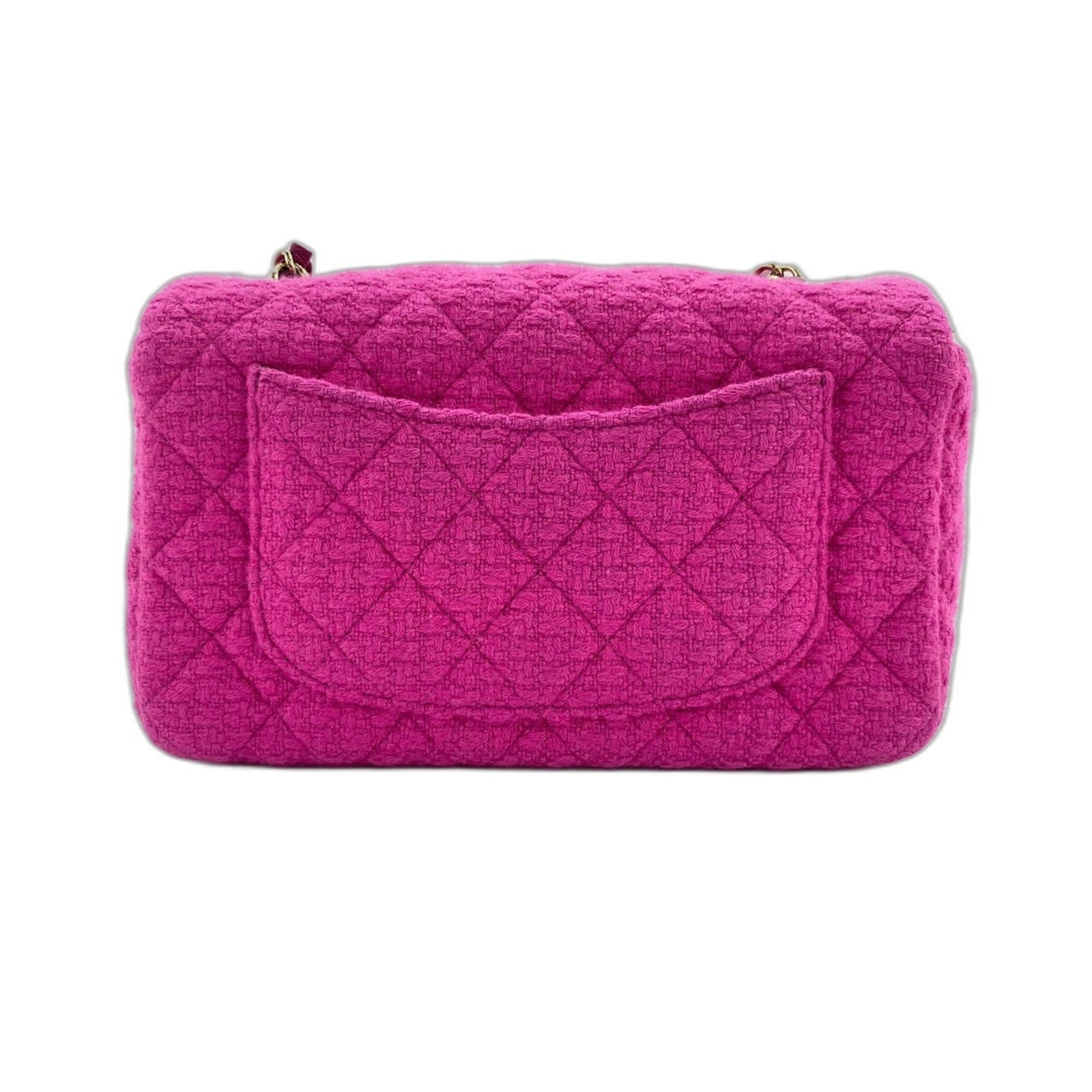Chanel Pink Shoulder Bag (Pre-Owned)