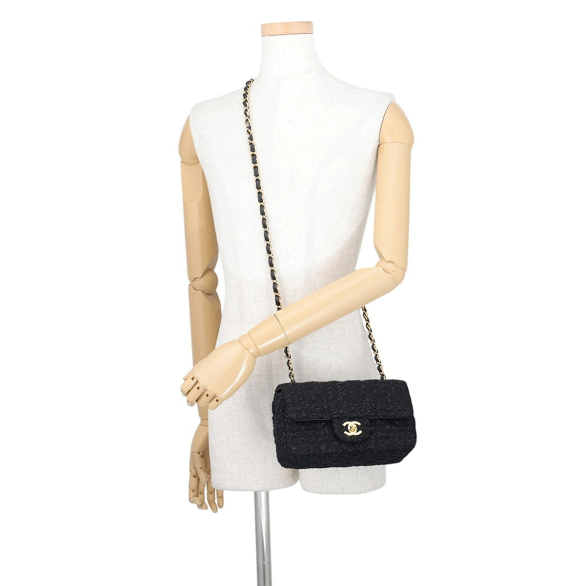 Chanel Black Tweed Handbag Shoulder Bag (Pre-Owned)