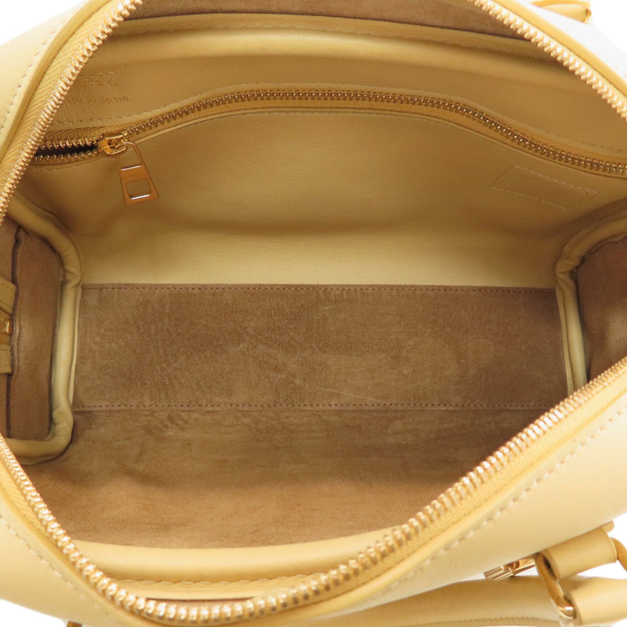 Loewe Amazona Yellow Leather Handbag (Pre-Owned)