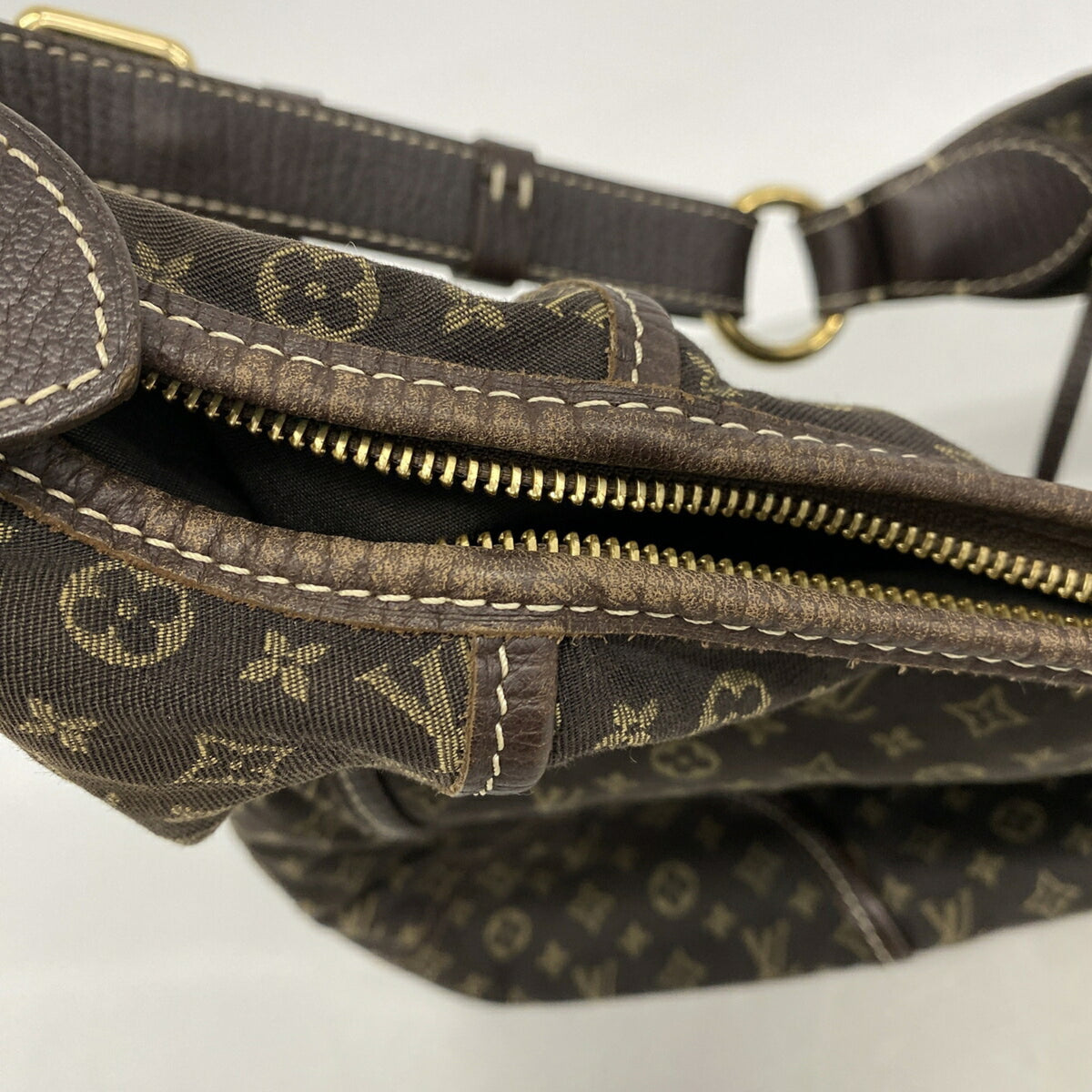 Louis Vuitton Ebene Shoulder Bag (Pre-Owned)