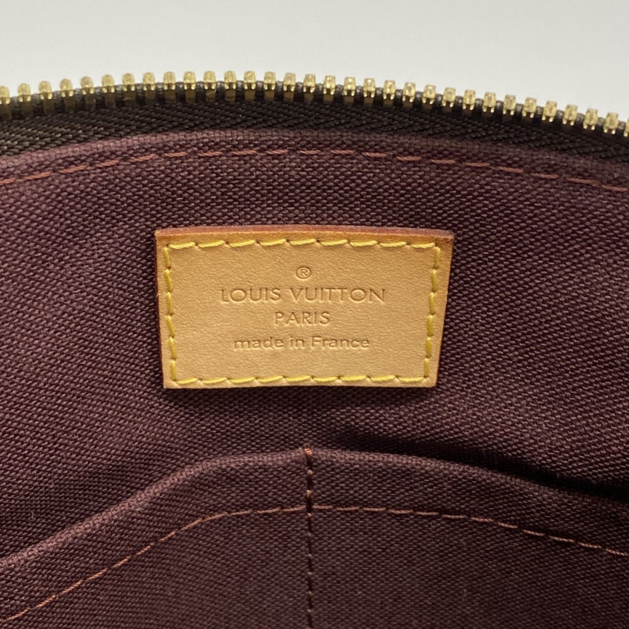 Louis Vuitton Brown Handbag (Pre-Owned)