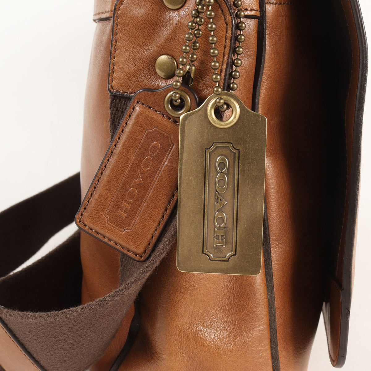 Coach Brown Leather Shoulder Bag (Pre-Owned)