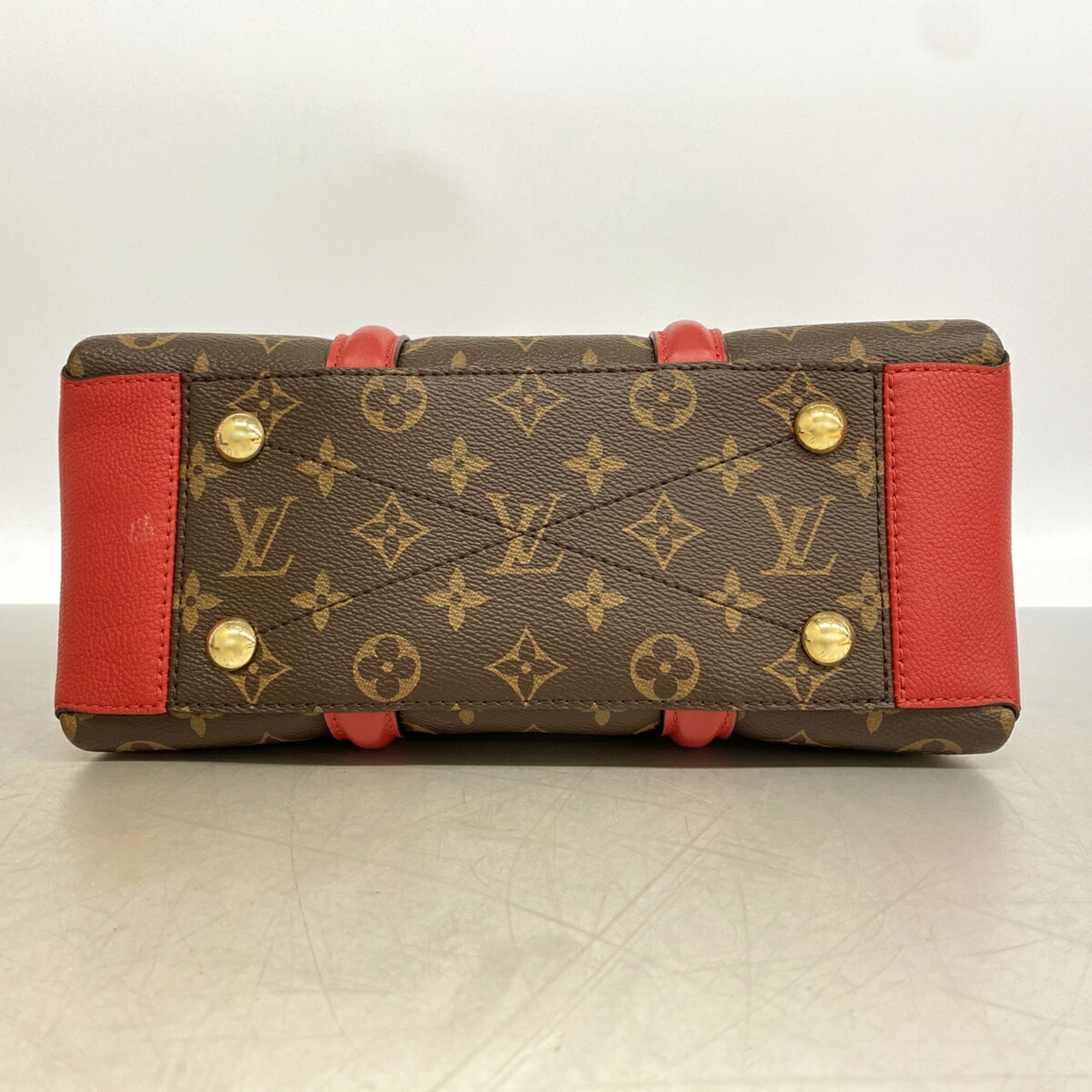 Louis Vuitton Cerise Handbag (Pre-Owned)