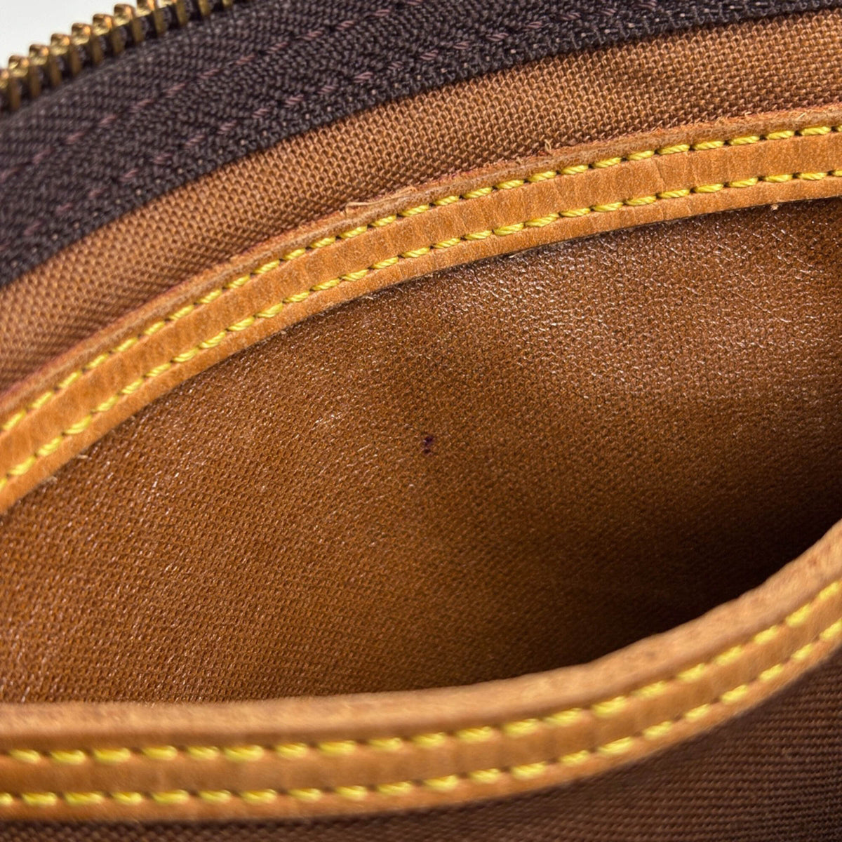 Louis Vuitton Brown Monogram Boston Bag Handbag (Pre-Owned)