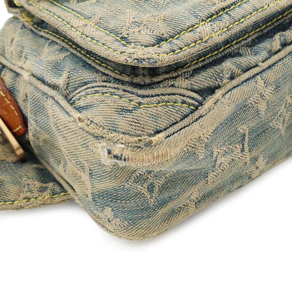 Louis Vuitton Blue Monogram Monogram Denim Fanny Pack Shoulder Bag Sling Bag (Pre-Owned)