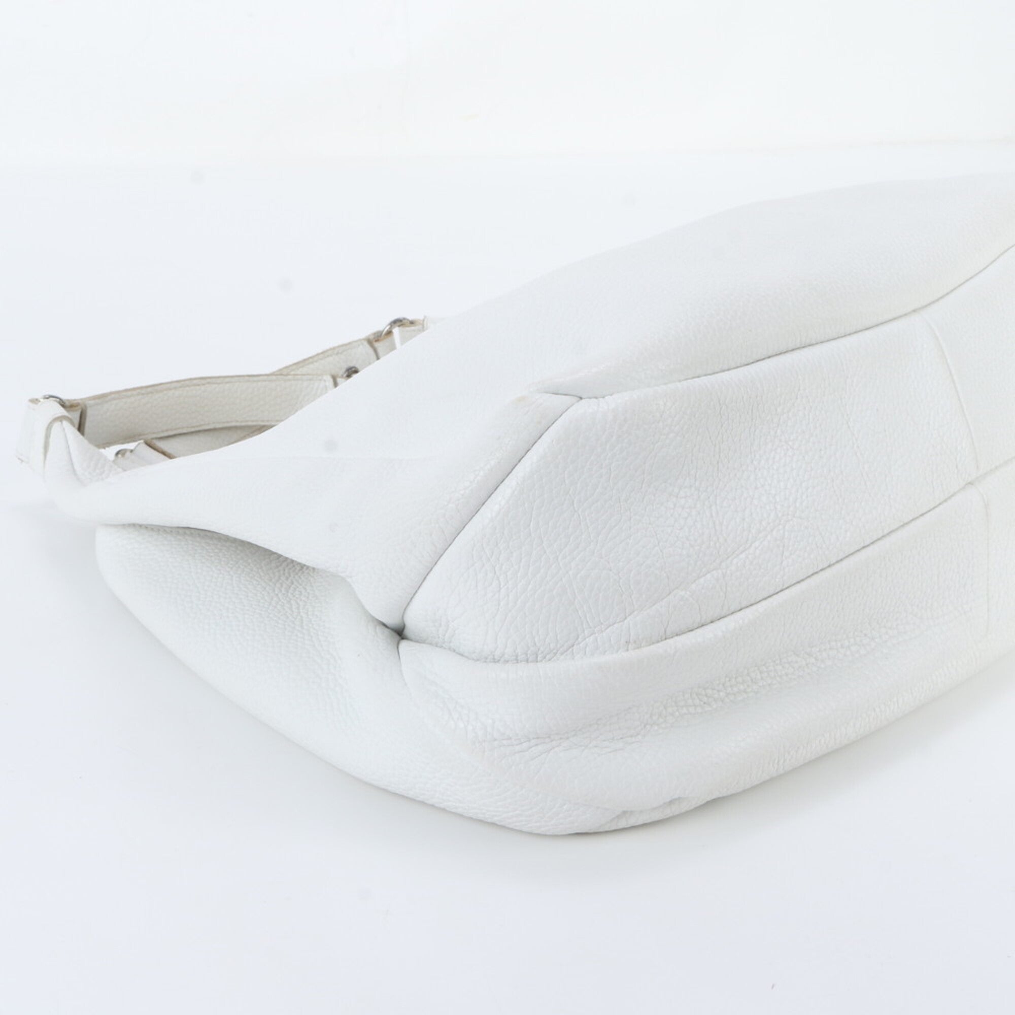 Bottega Veneta White Leather Handbag Shoulder Bag Tote Bag (Pre-Owned)