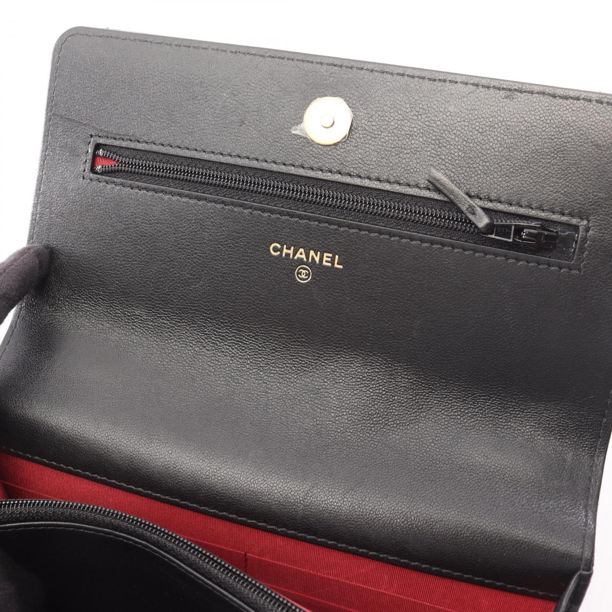 Chanel Black Leather Handbag Shoulder Bag (Pre-Owned)